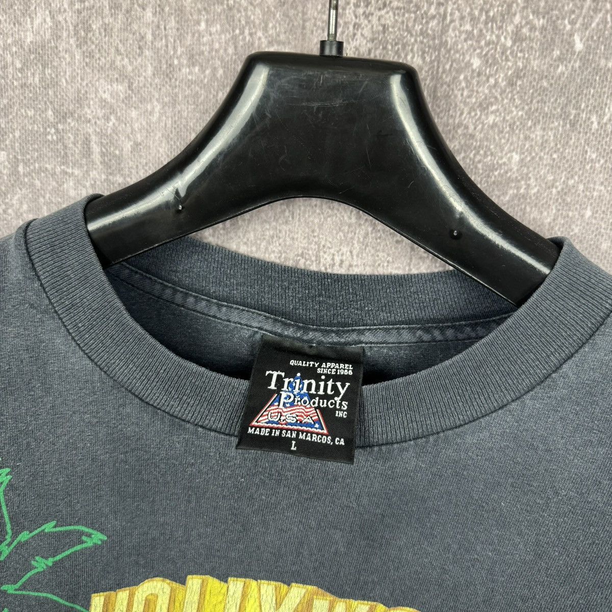 Band Tees Vintage 1997 Elvis Presley Hollywood art graphic t shirt tee Size US L / EU 52-54 / 3 - 5 Thumbnail