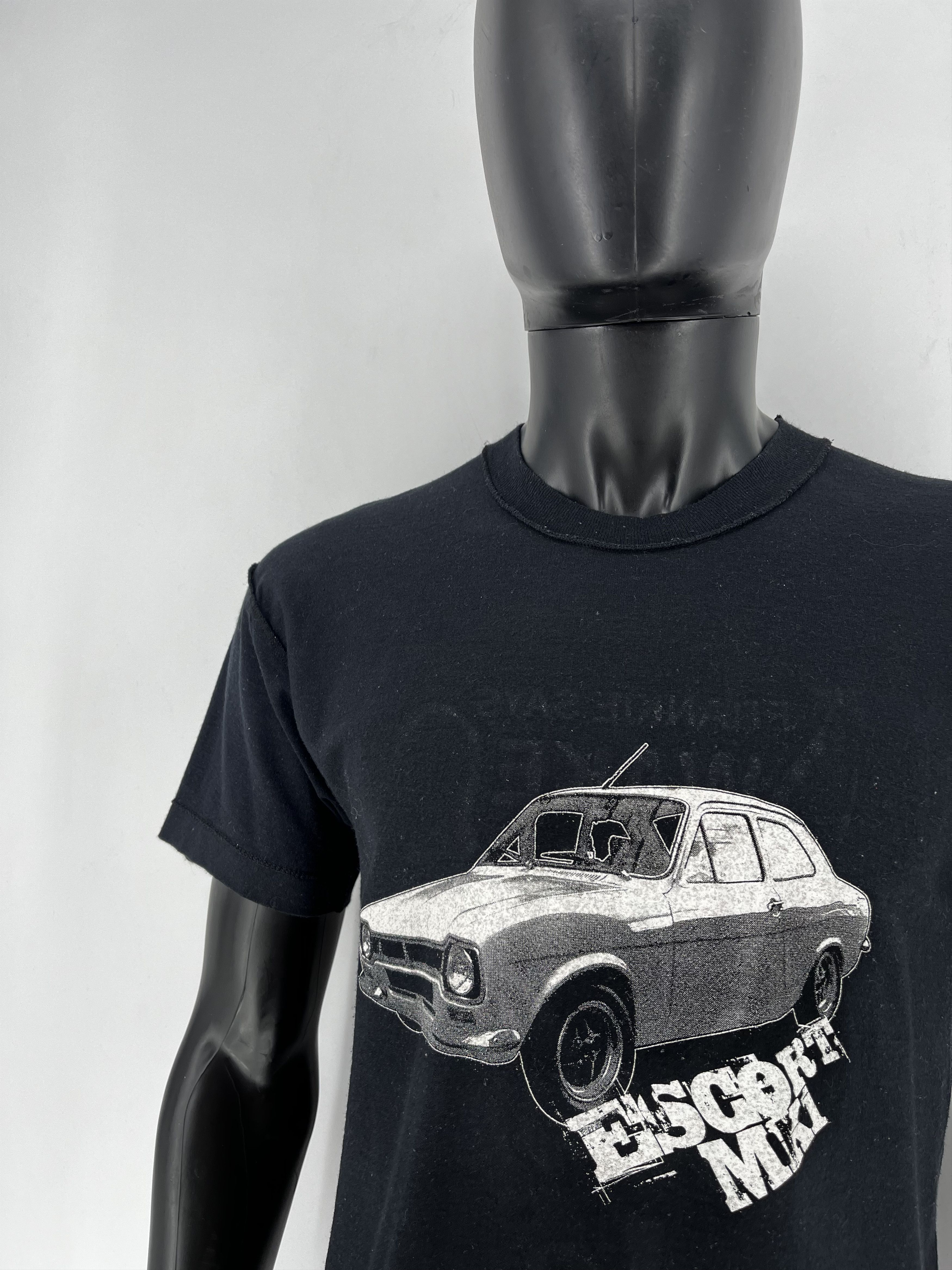 Band Tees VTG Donnie Darko Double Sided T-Shirt Ford Escort, Rooney Size US M / EU 48-50 / 2 - 16 Thumbnail