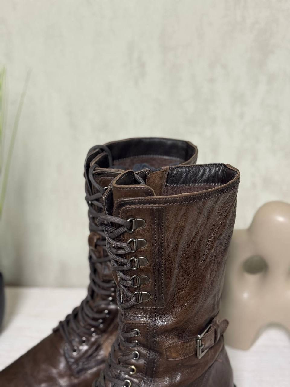 Le Grande Bleu (L.G.B.) Vintage Dark Brown Leather Combat Boots Lace Up Buckle Strap Size US 9 / IT 39 - 5 Thumbnail
