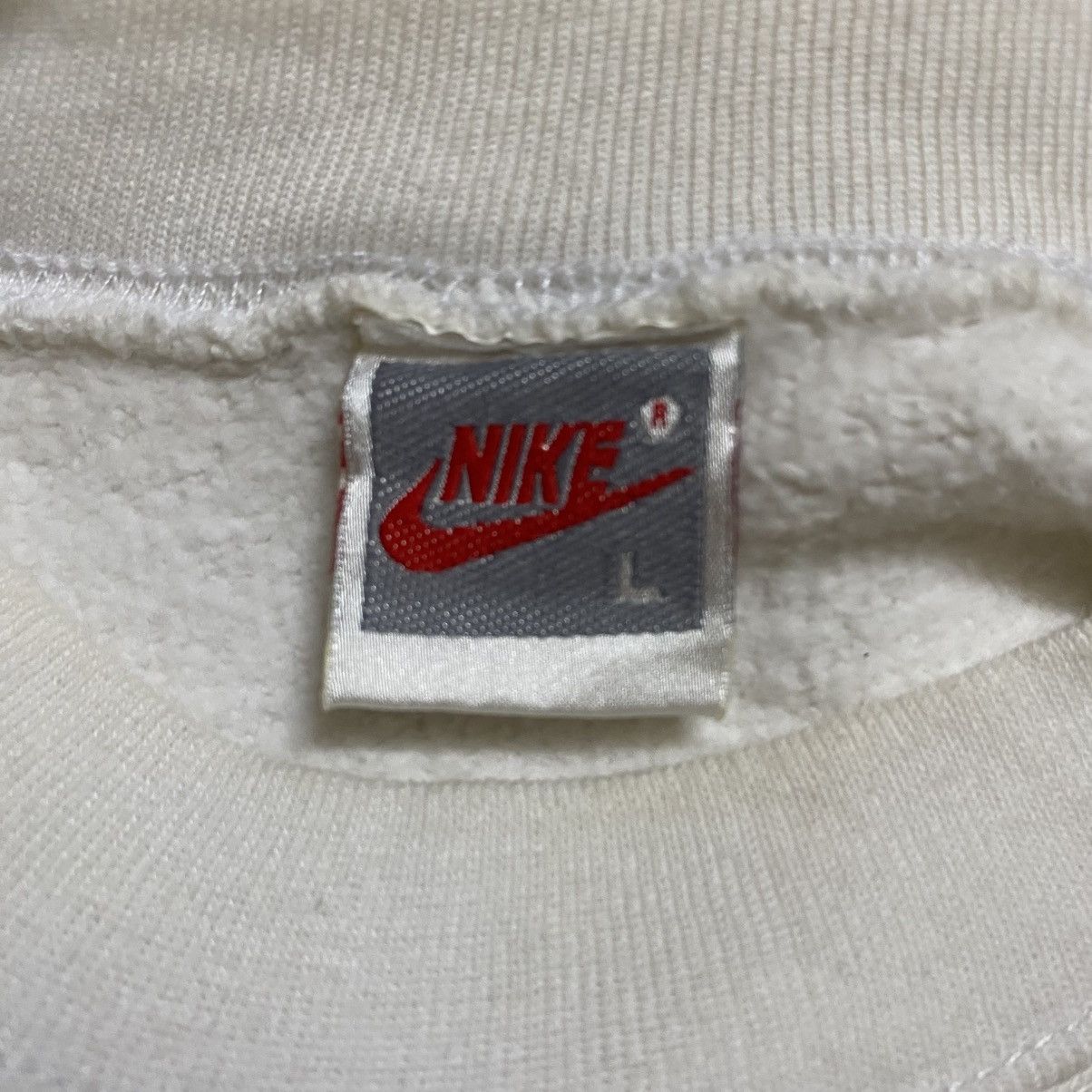 Nike × Vintage Vintage 90's Nike Big Logo Sweatshirts Size US L / EU 52-54 / 3 - 6 Thumbnail