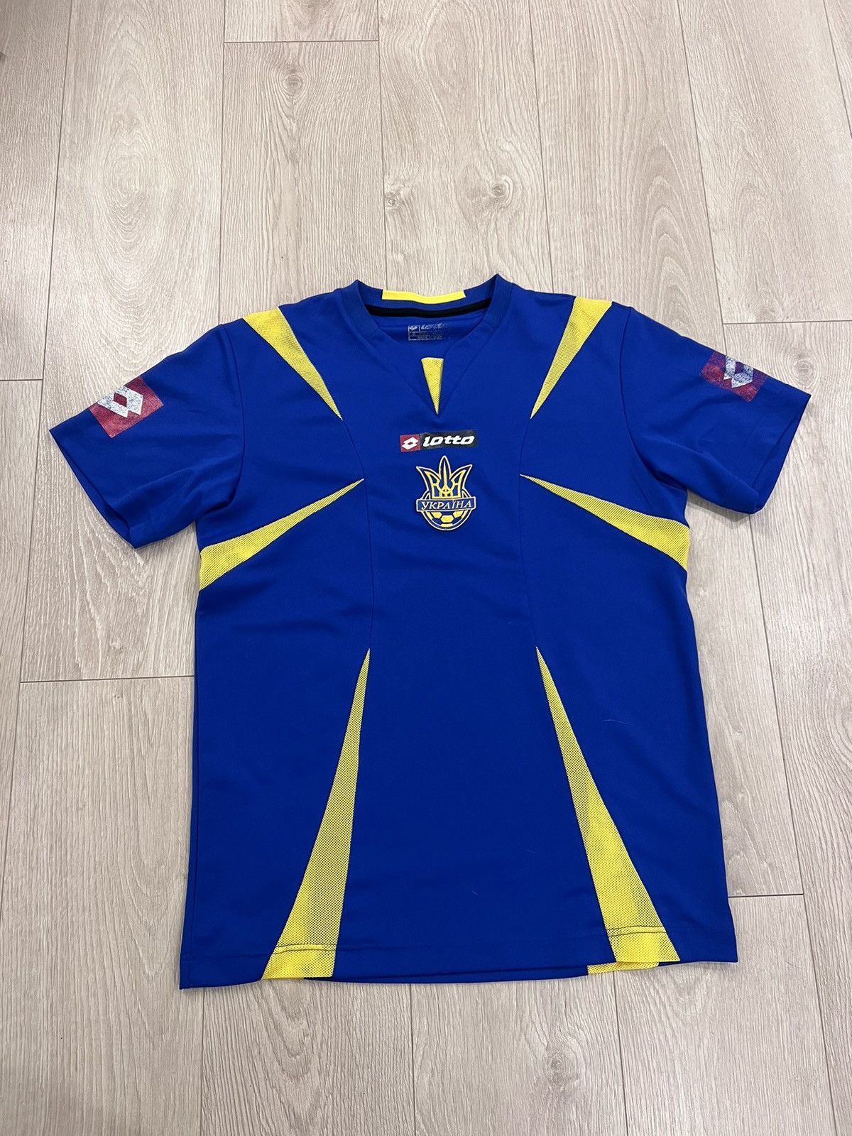 Lotto Sport × Vintage Vintage Ukraine National Soccer Kit Jersey World Cup 2005 Size US XL / EU 56 / 4 - 2 Thumbnail