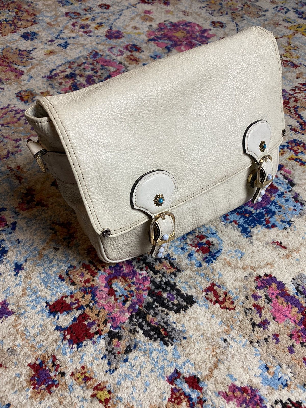 Japanese Brand × Other × Vintage Vintage Japan full grained White Leather Artisan Messenger Size ONE SIZE - 1 Thumbnail