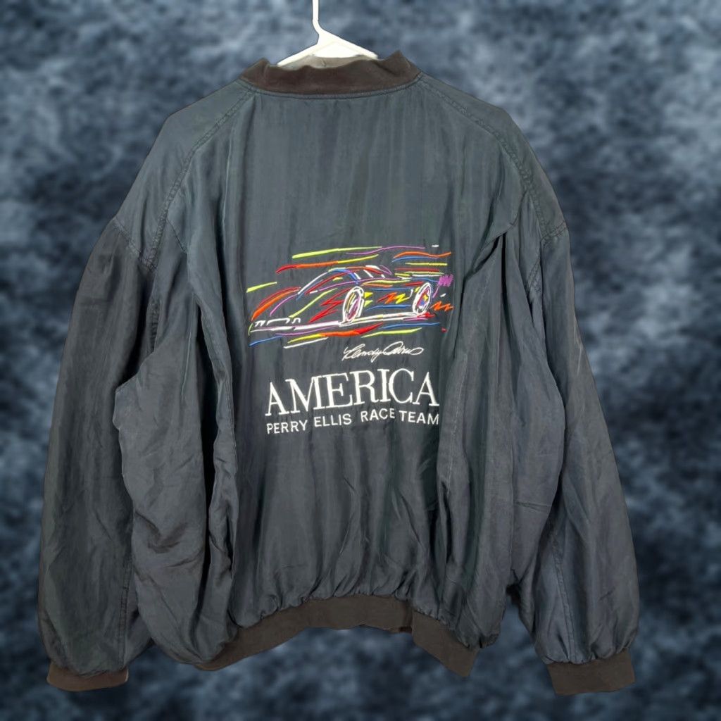 Perry Ellis VTG Perry Ellis Scandia Ferrari America Race Team Silk Bomber Jacket L Mens Blue Silk Embroidered Logo Jacket Size US L / EU 52-54 / 3 - 1 Thumbnail