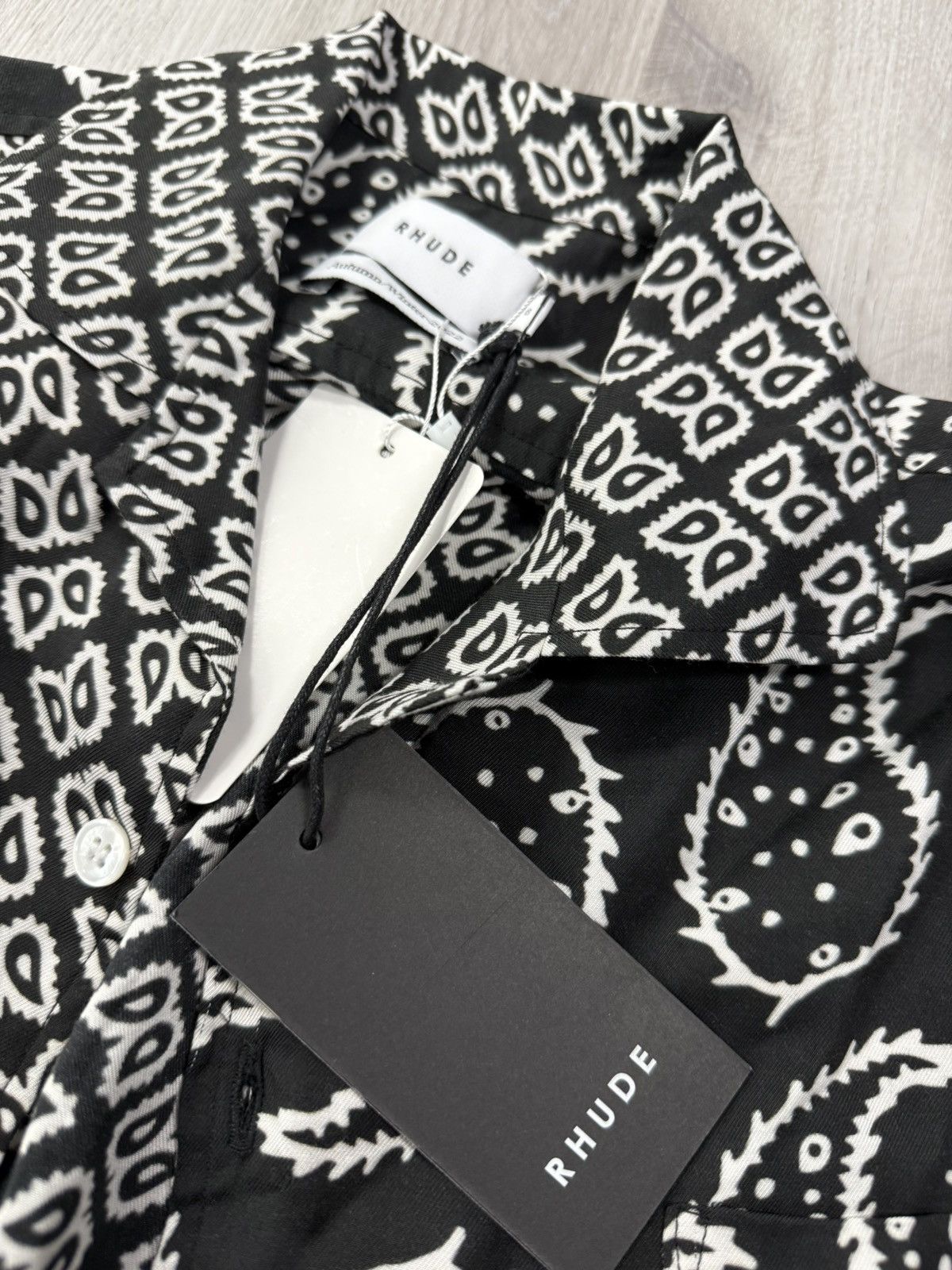 Rhude RHŪDE Bandana Print Button-Up – Black/White Size US XS / EU 42 / 0 - 2 Thumbnail