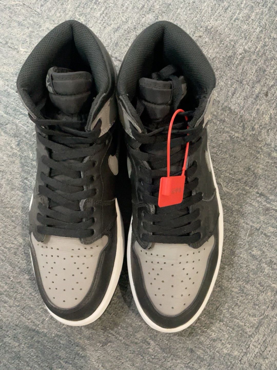 Nike Nike Hitop Sneakers 10.5 Men Size US 10.5 / EU 43-44 - 1 Thumbnail
