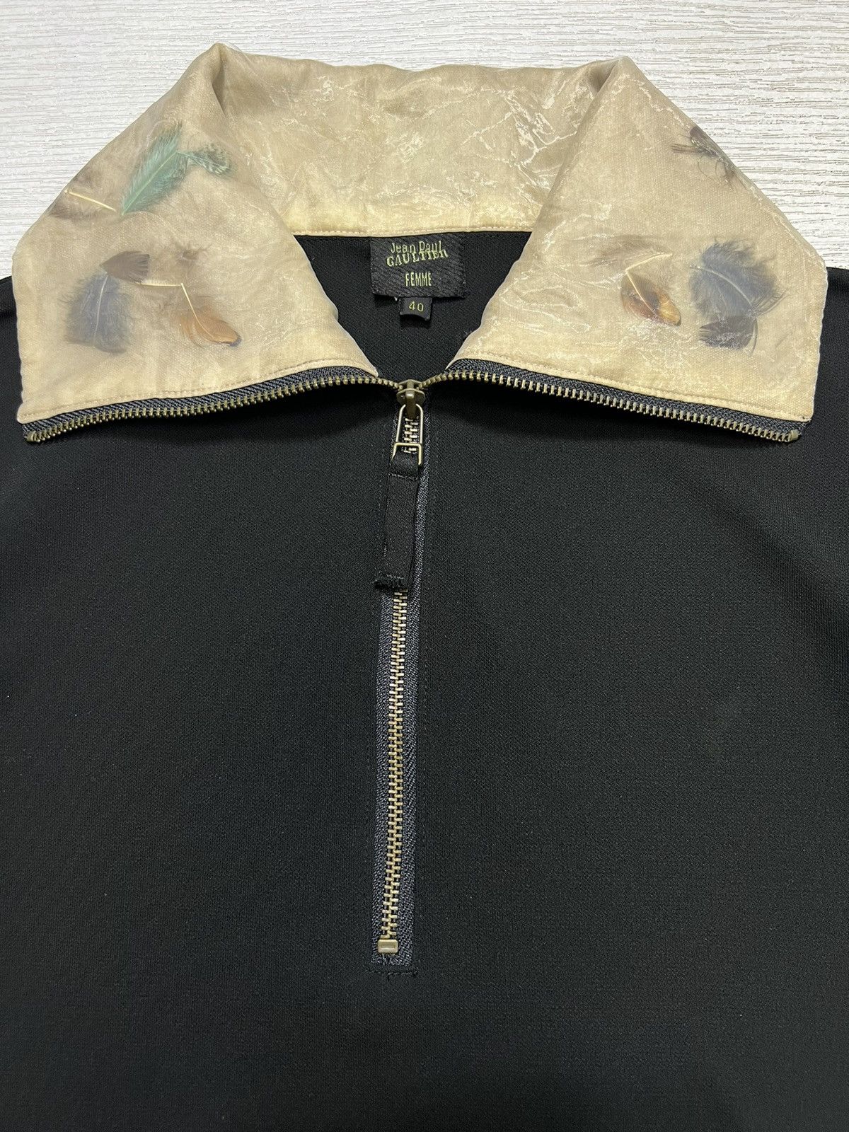 Jean Paul Gaultier 90s JPG Futuristic Feather Design Flared Cuffs Half Zip L/S Size S / US 4 / IT 40 - 10 Thumbnail