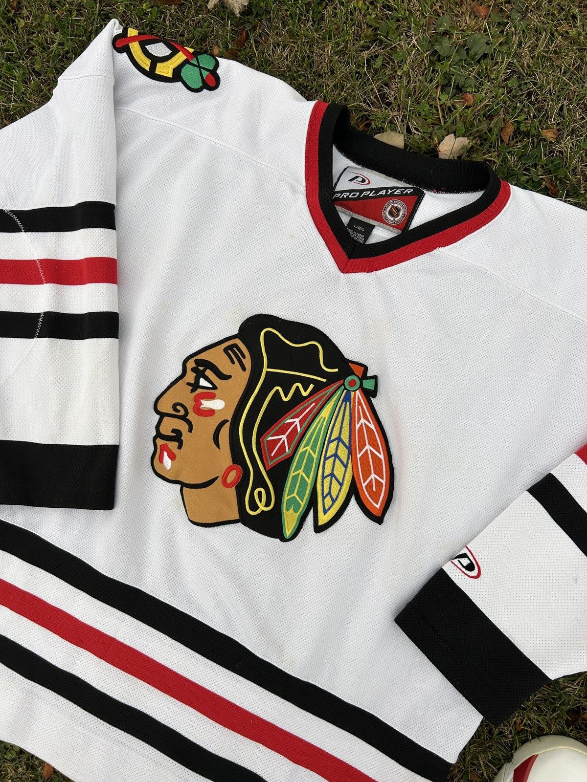NHL Pro Player Chicago Blackhawks NHL Jersey Size US L / EU 52-54 / 3 - 2 Thumbnail