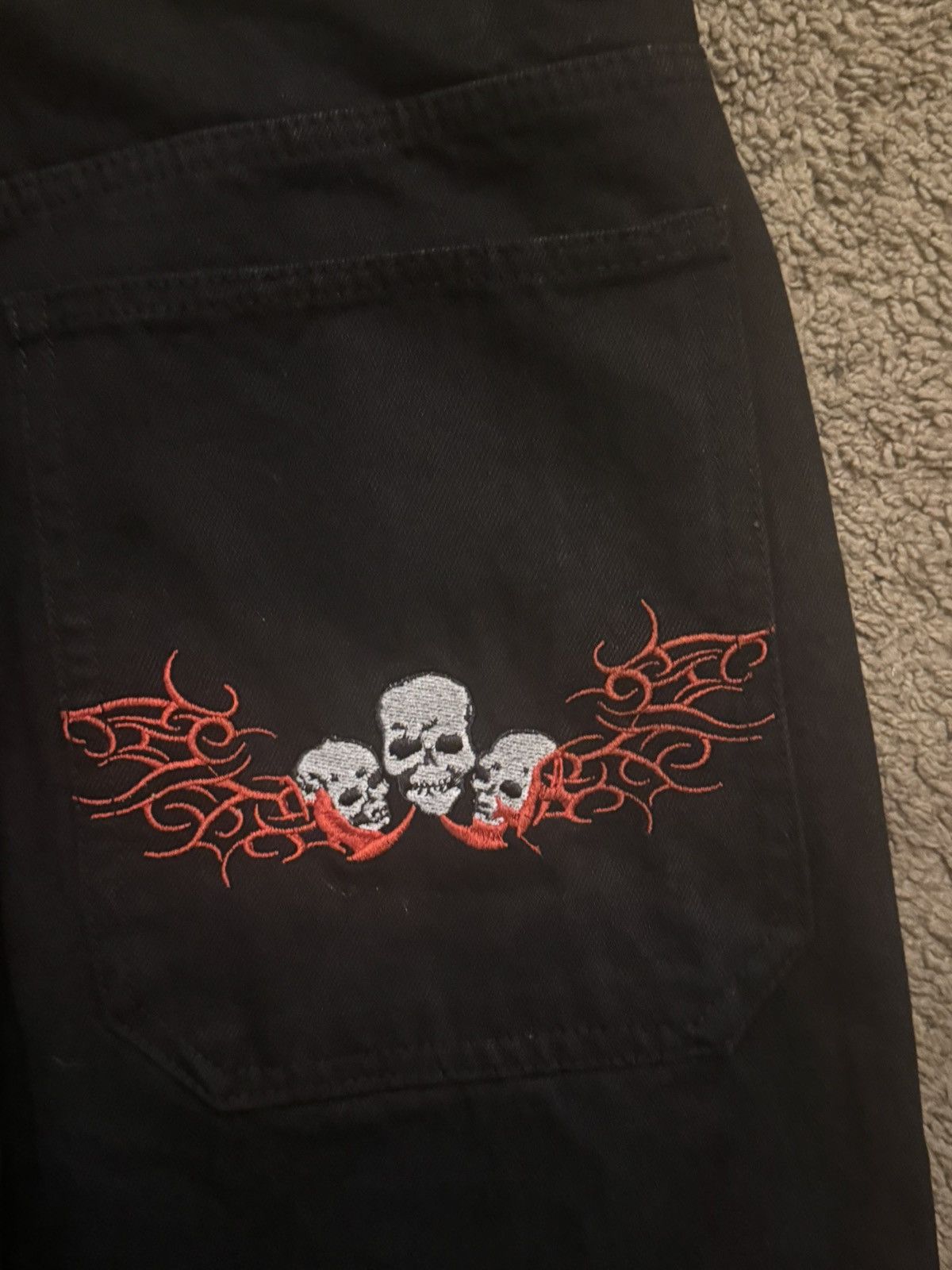 Southpole Super baggy black jeans with red skull design Size US 32 / EU 48 - 3 Thumbnail