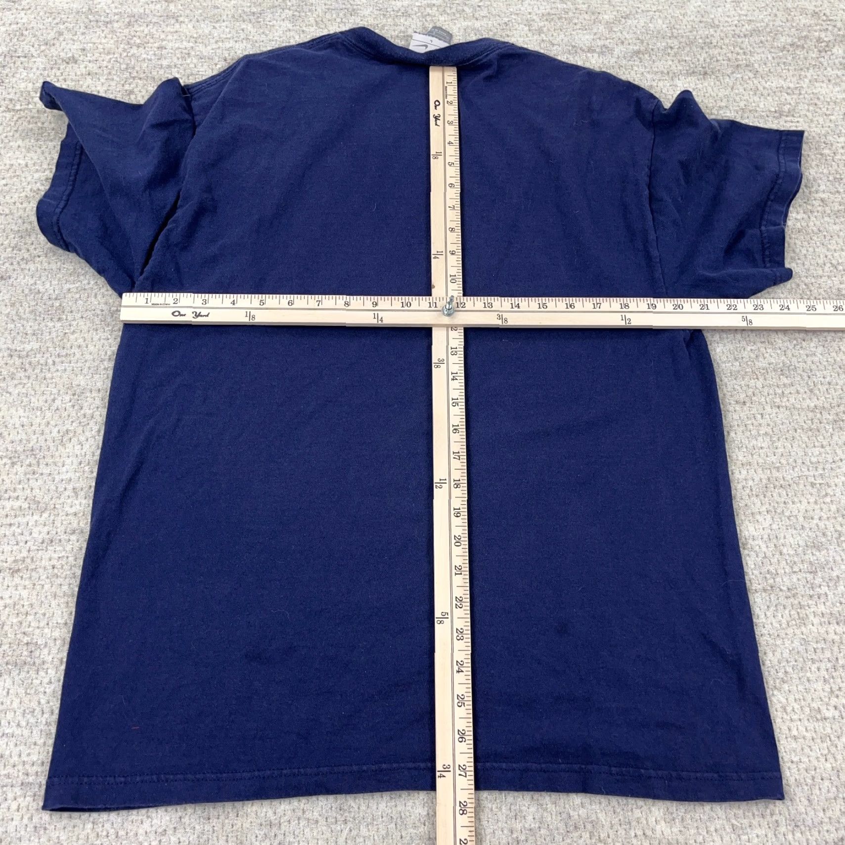Nike VINTAGE Nike Shirt Men Large Navy Blue Center Swoosh Football Spell Out Shirt L Blue Nike Mens Vintage Retro 90s Football Swoosh Size US L / EU 52-54 / 3 - 6 Thumbnail