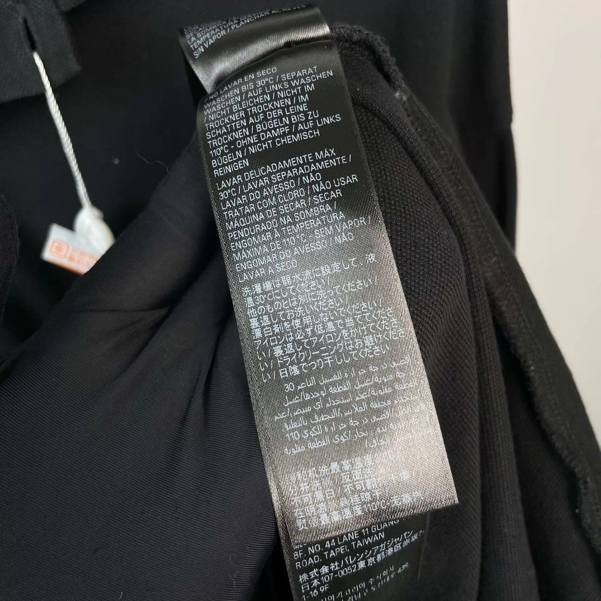 Balenciaga Balenciaga BB Embroidered Oversized Polo 95 New Size US M / EU 48-50 / 2 - 6 Thumbnail