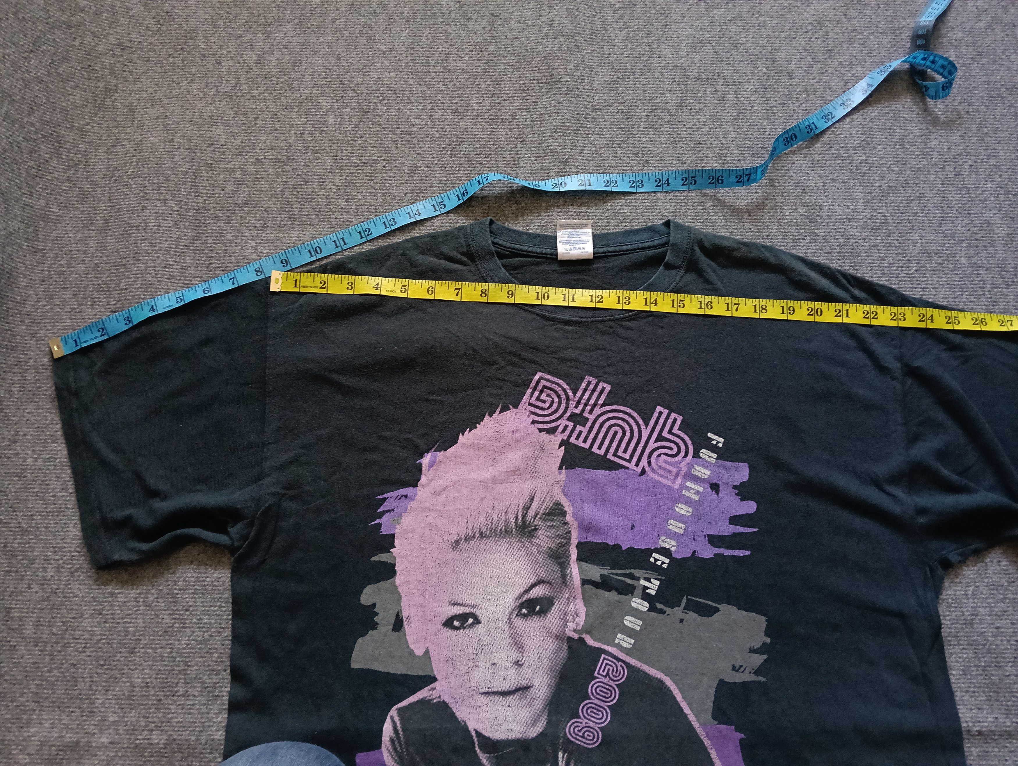 Pink PINK FURHOUSE TOUR 2009 CONCERT. Size US XL / EU 56 / 4 - 4 Thumbnail