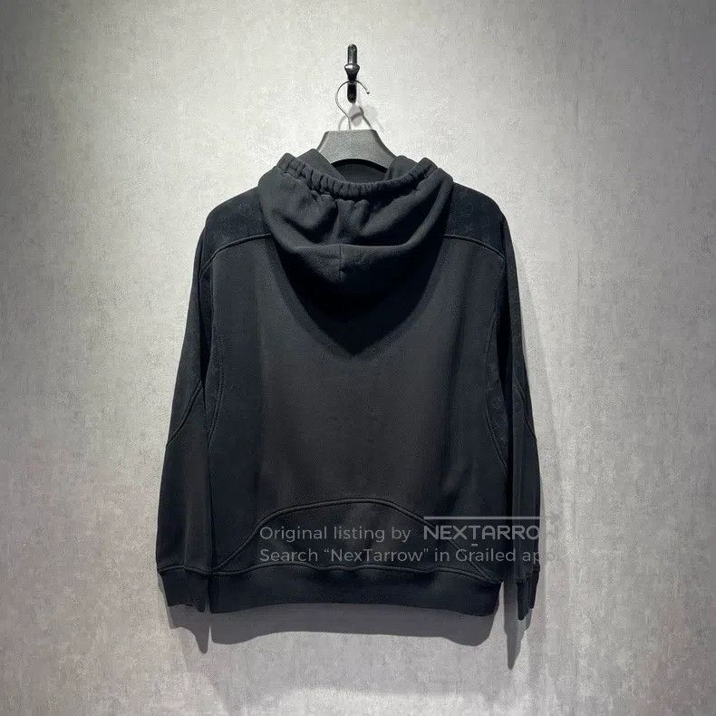 Louis Vuitton Louis Vuitton Circumferential cut hooded sweatshirt Size US M / EU 48-50 / 2 - 2 Thumbnail