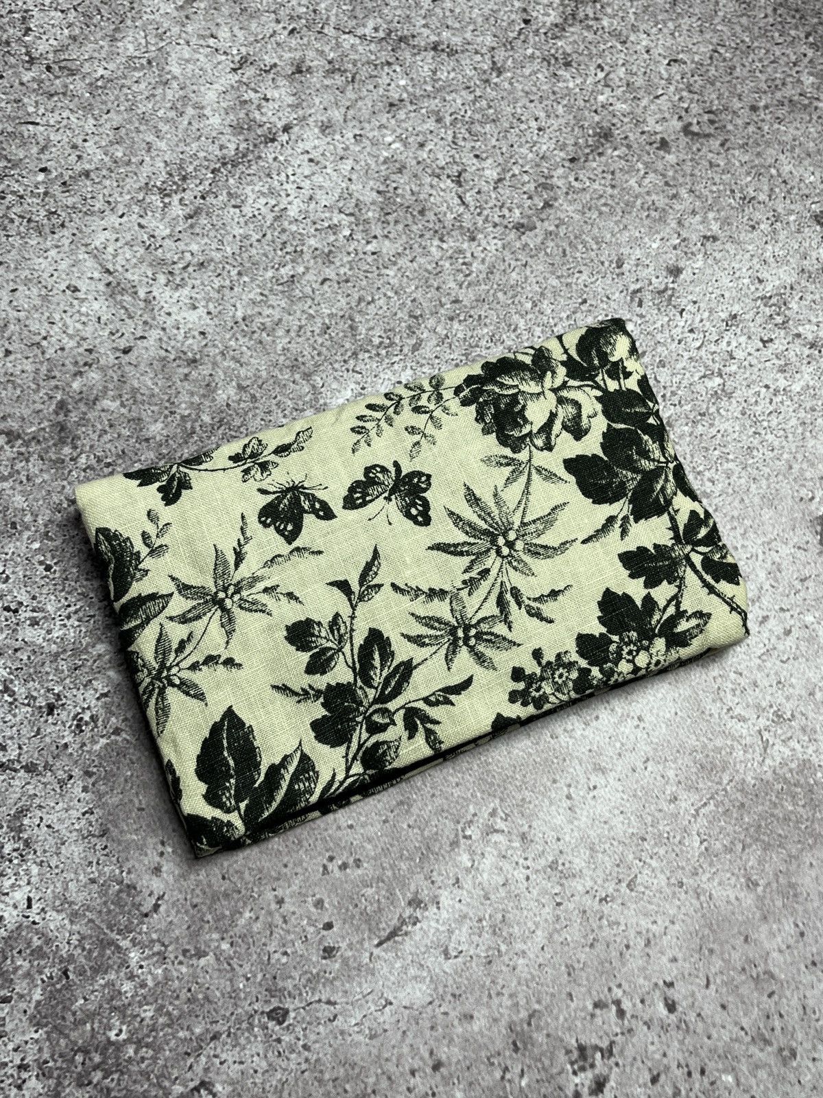 Gucci Linen Gucci Beauty Cosmetic Bag Size ONE SIZE - 4 Thumbnail