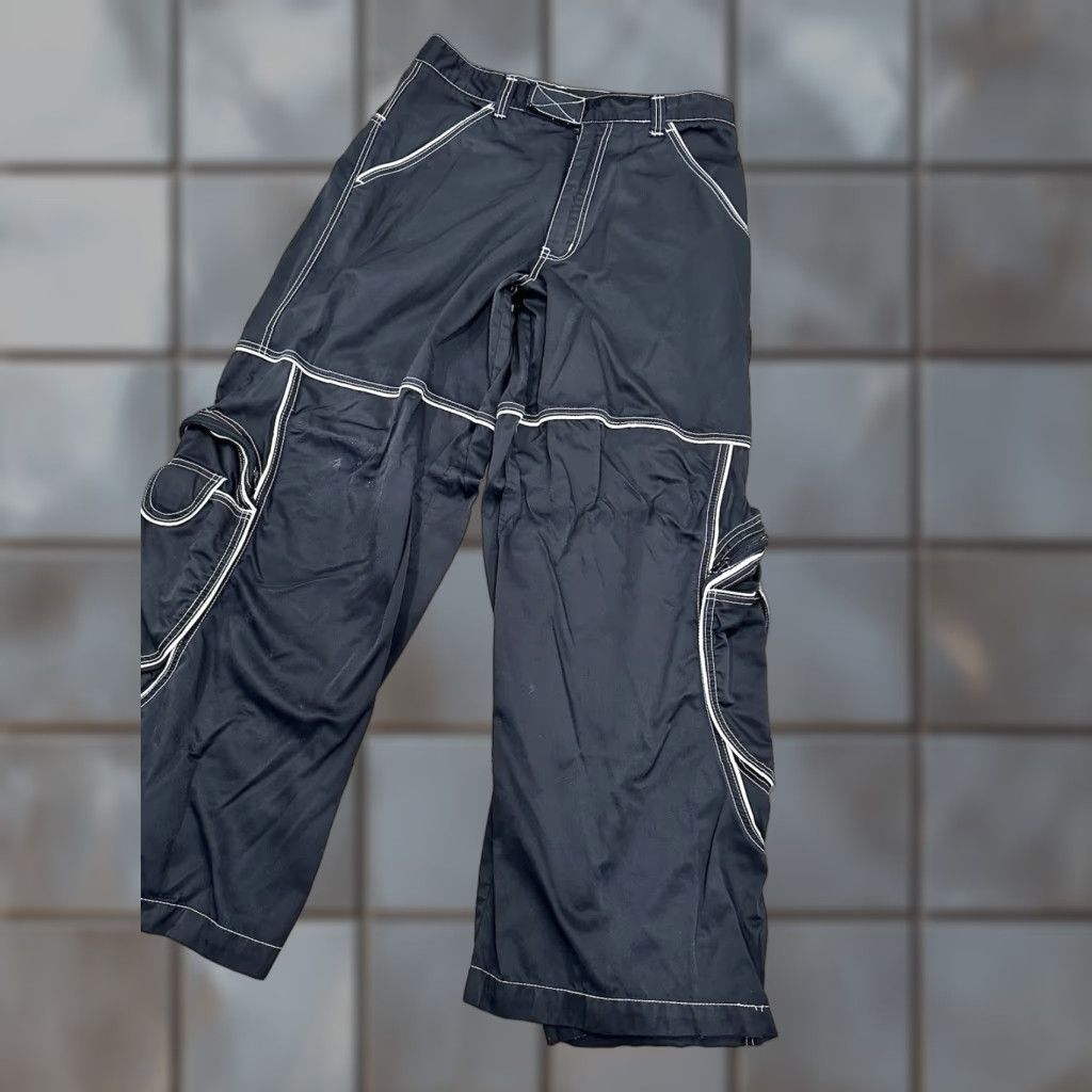 Vintage VINTAGE Macgear Rave Pants Cargo Wide-Leg 34x31 Black 90s Y2K Grunge Hip Hop Vintage Rave Pants Mens Womens Unisex Adults Baggy Size US 34 / EU 50 - 1 Thumbnail