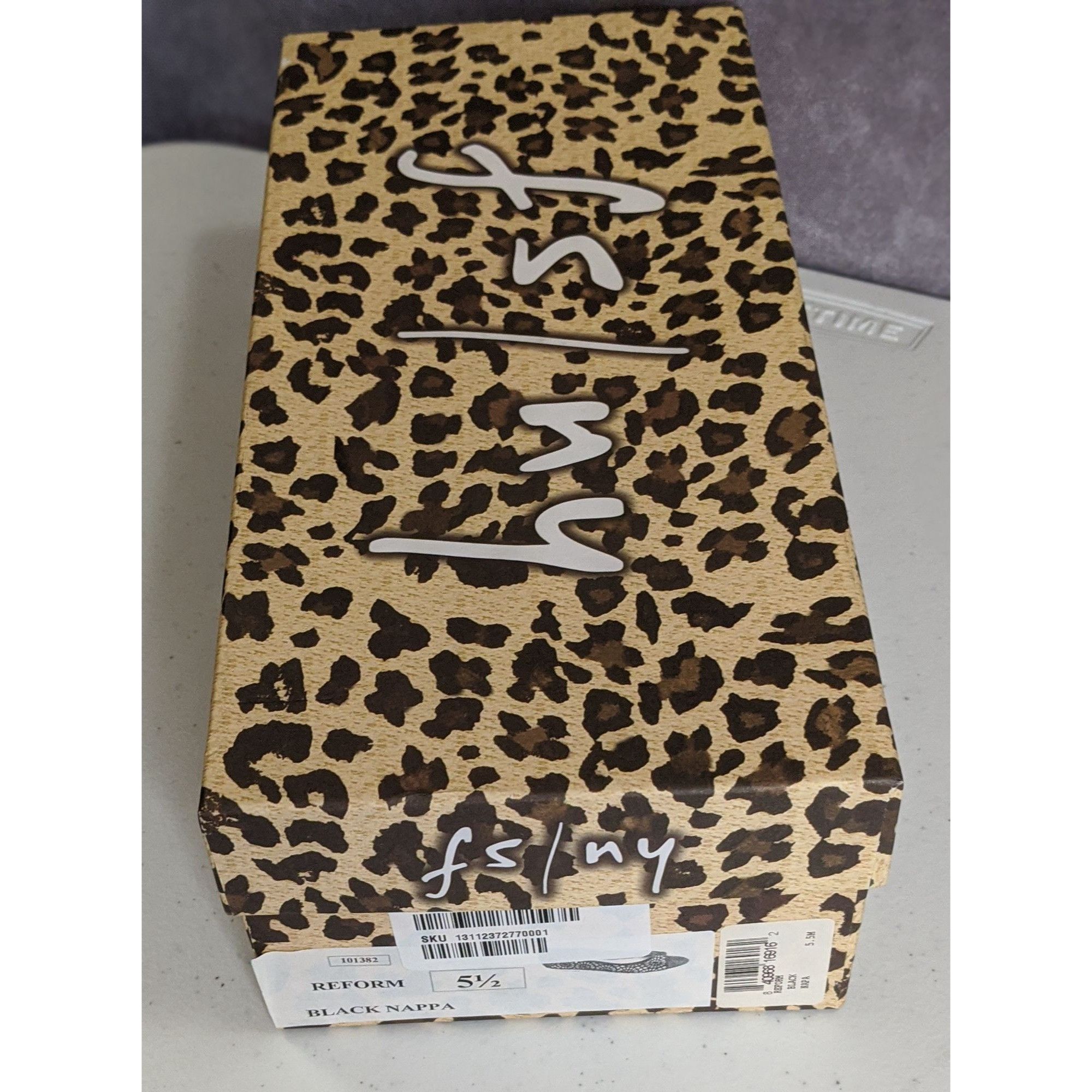 Other FS/NY Black & Gold "Black Nappa" Laser-Cut Peep Toe Flats Size US 5.5 / IT 35.5 - 9 Thumbnail