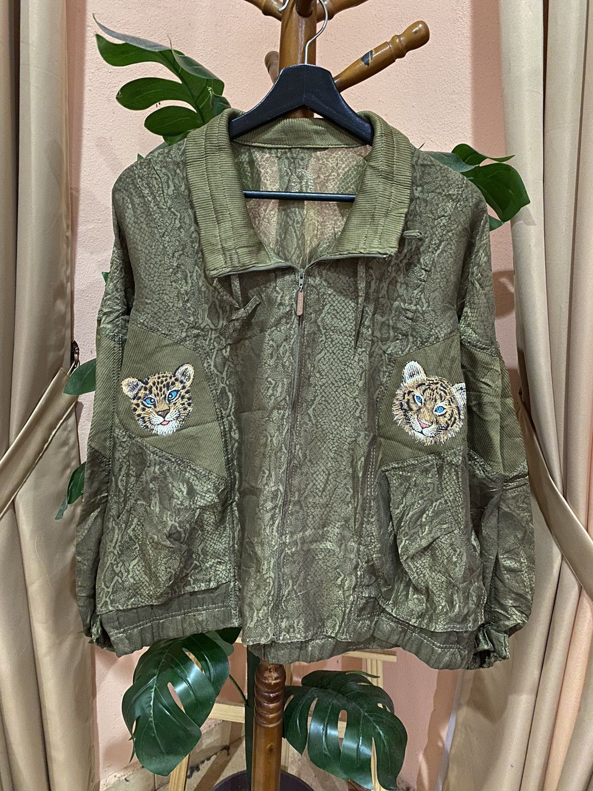 Japanese Brand La Moda Goji Snake Print Embroidered Jacket Vintage-Inspired Size L / US 10 / IT 46 - 1 Thumbnail