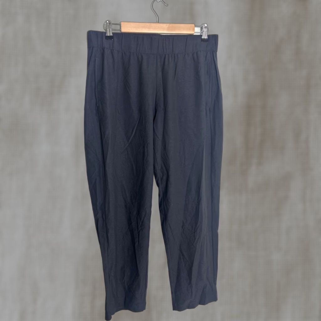 Eileen Fisher EILEEN FISHER Womens Pants Small Black Pull On Cropped Ponte Stretch Capsule Size 28" / US 6 / IT 42 - 1 Thumbnail