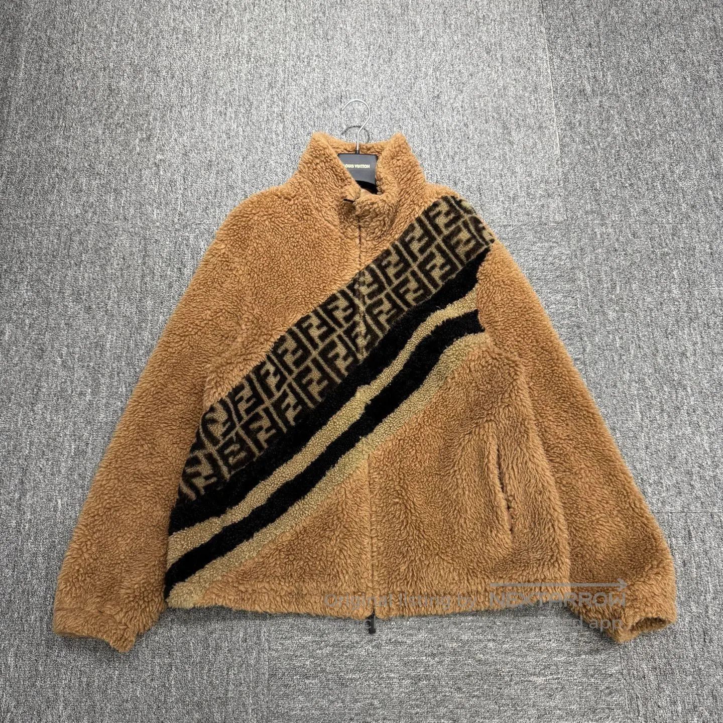 Fendi Brown Fleece Jacket with Diagonal Striped Design. Size US S / EU 44-46 / 1 - 1 Thumbnail