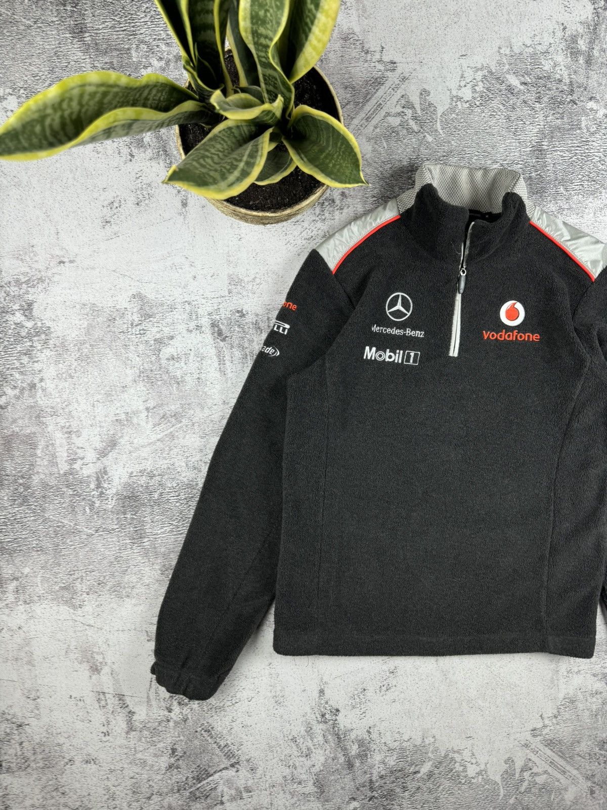 Mercedes-Benz Mercedes-Benz McLaren Vodafone Hugo Boss F1 Fleece Jacket Size US M / EU 48-50 / 2 - 3 Thumbnail