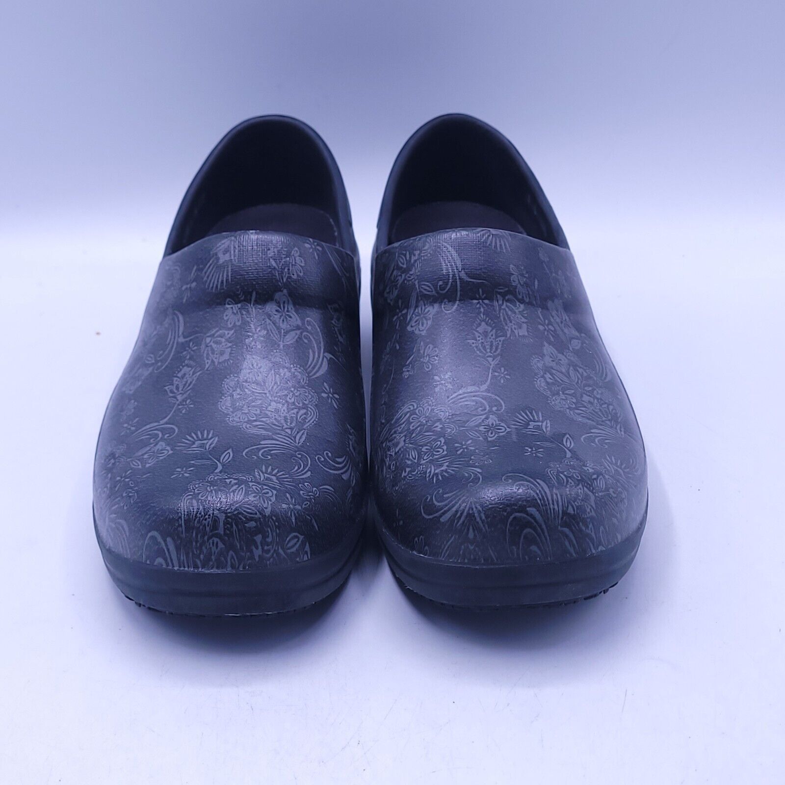 Crocs Crocs Casual Comfort Mule Clog Womens Size 6 Black Rubber Size US 6 / IT 36 - 2 Thumbnail