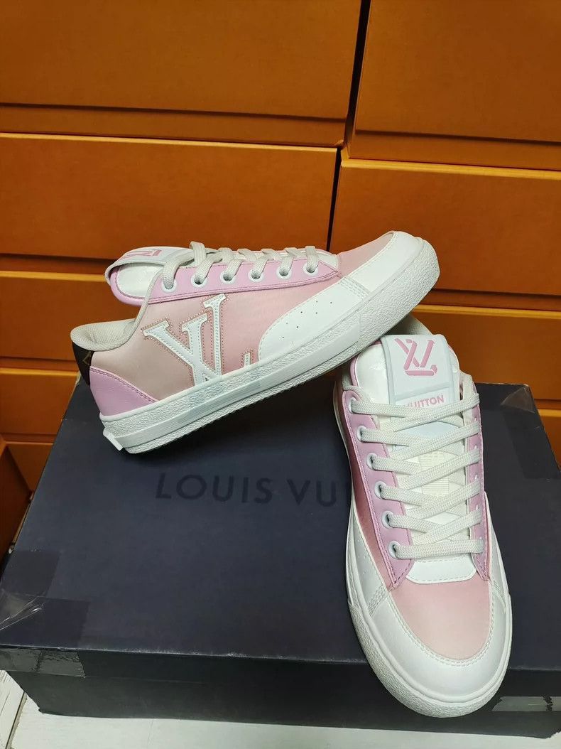 Louis Vuitton Louis Vuitton Louis Vuitton Low Top LaceUp Women's Shoes-2 Size US 5 / IT 35 - 5 Thumbnail