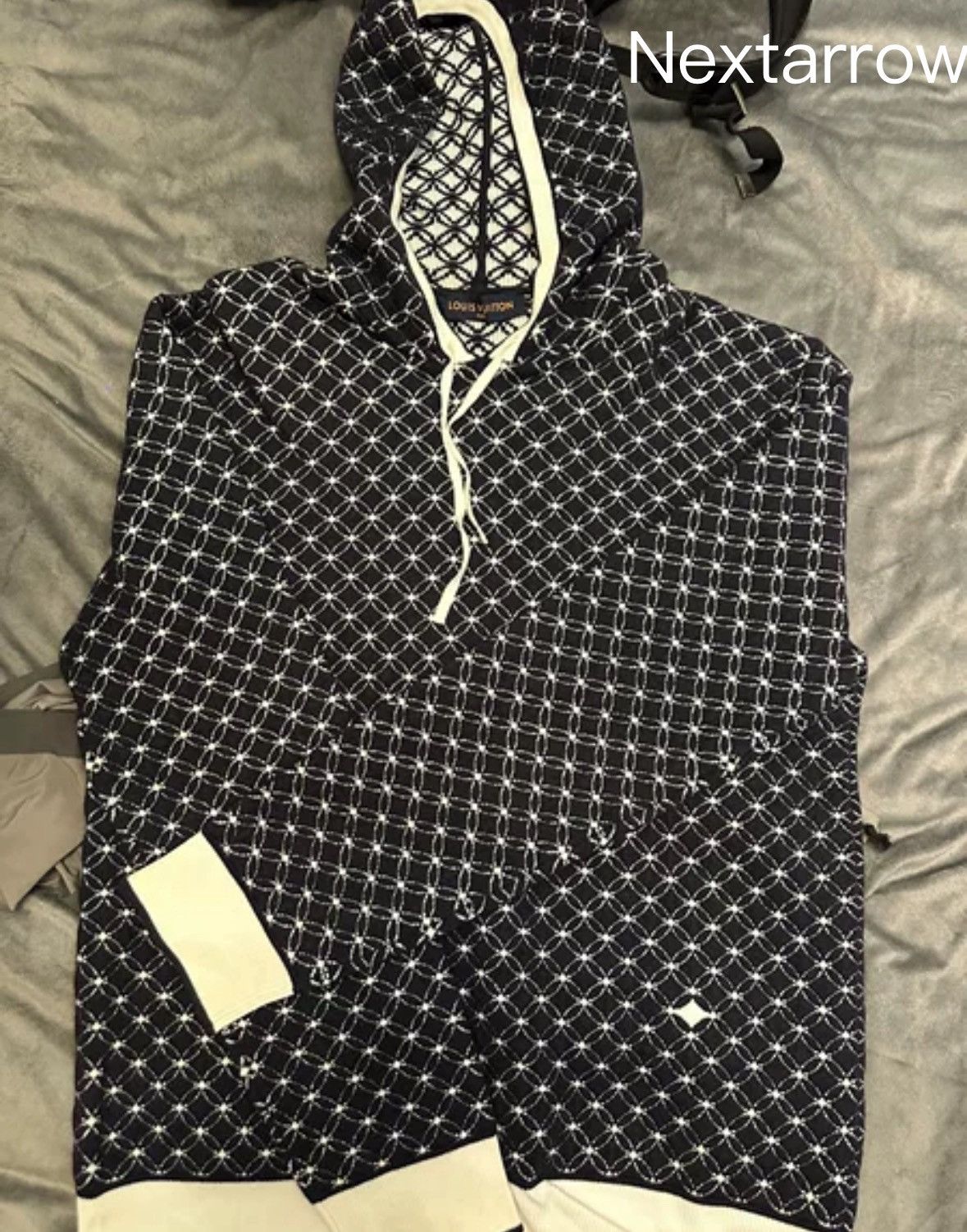 Louis Vuitton Louis Vuitton printed knit hooded sweatshirt Size US XL / EU 56 / 4 - 2 Thumbnail