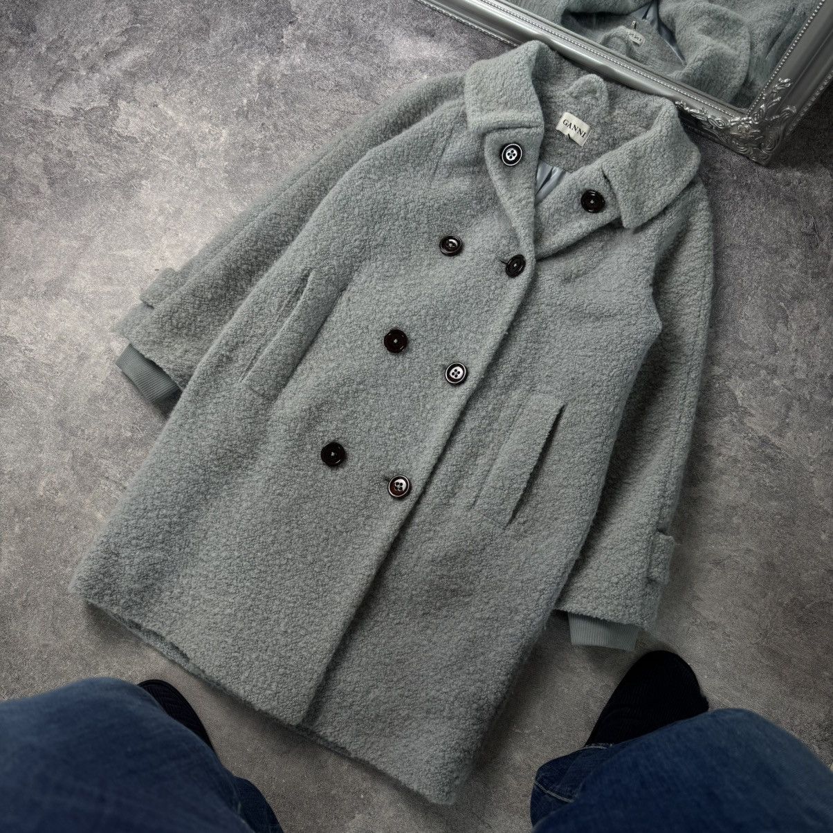 Ganni Ganni Grey Wool Teddy Coat / Luxury Winter Vintage Size M / US 6-8 / IT 42-44 - 1 Thumbnail