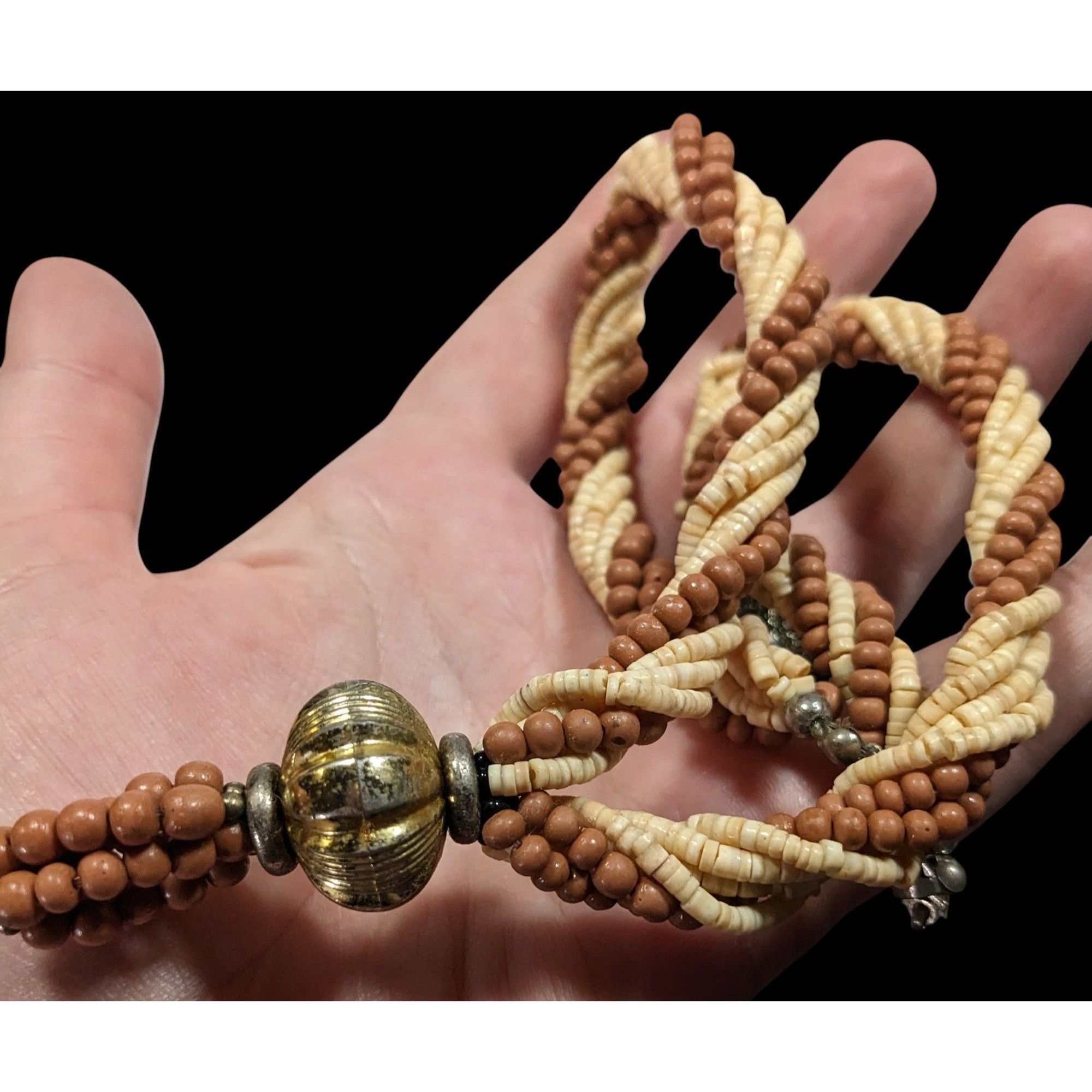 Other Vintage Rustic Brown And Cream Shell And Wood Beaded Necklac Size ONE SIZE - 3 Thumbnail