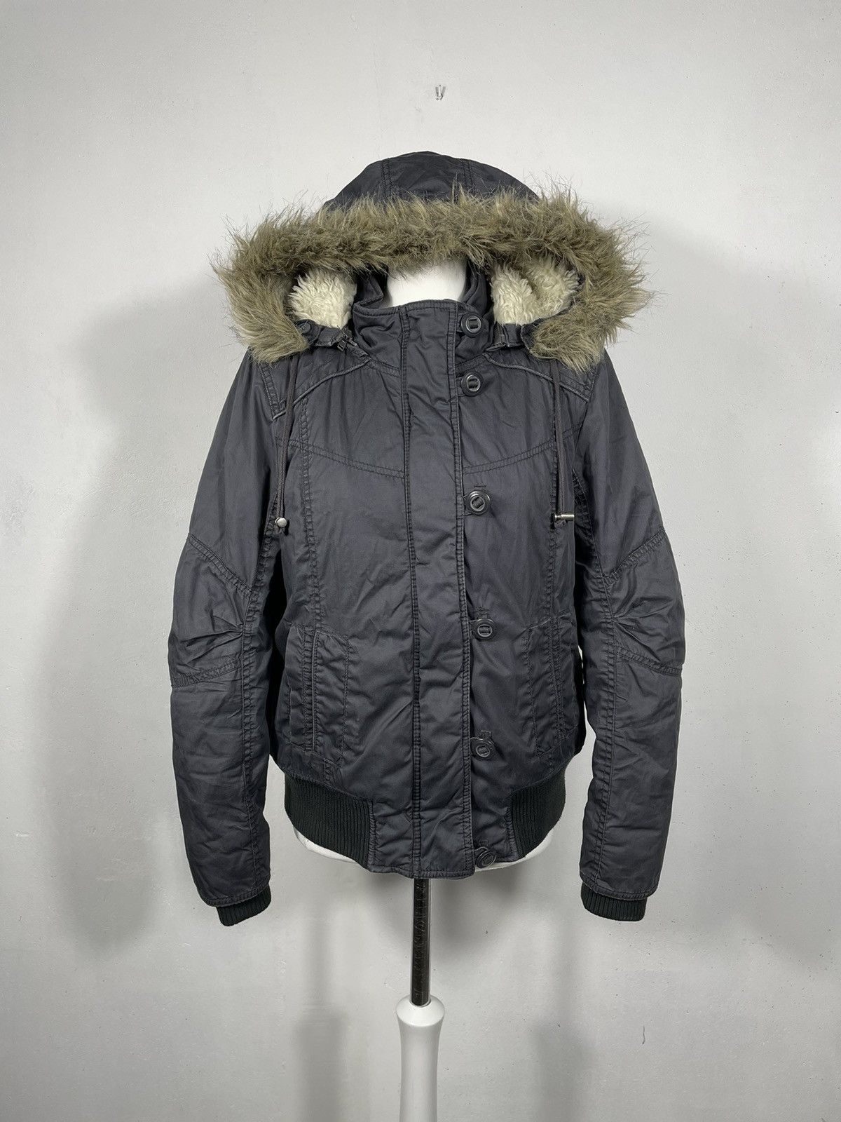 VTG If Six Was Nine Style Puffer Bomber Hoodie Retro 00s y2k