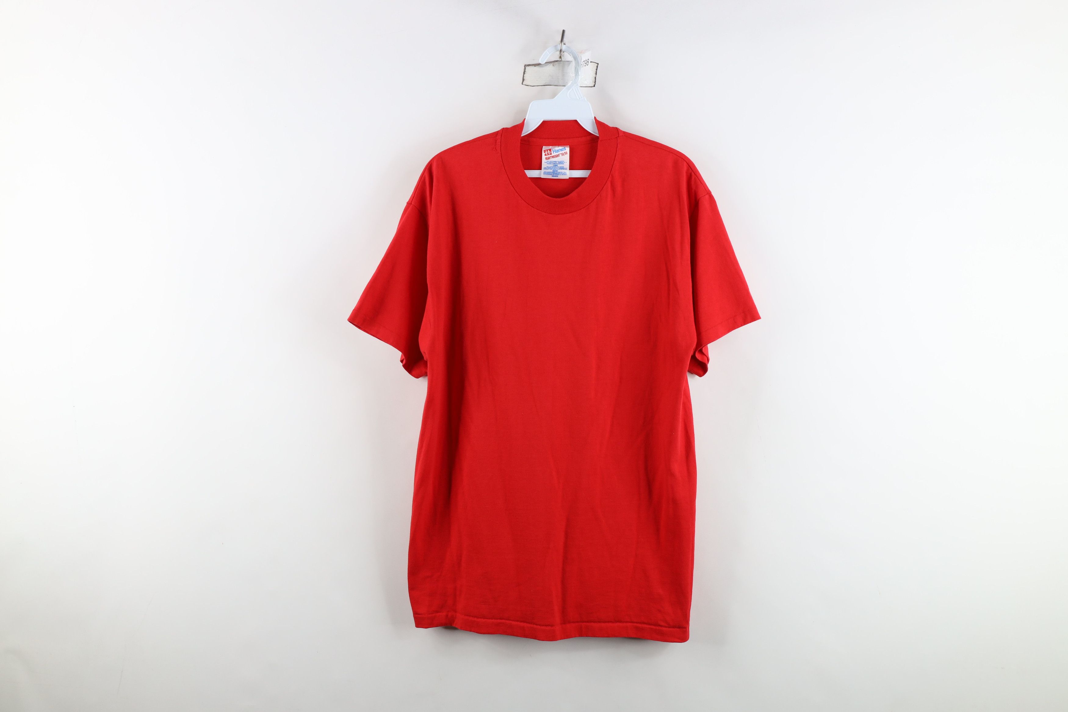 Hanes Vintage 90s Hanes Heavyweight Blank Short Sleeve T-Shirt Red Size US L / EU 52-54 / 3 - 1 Thumbnail