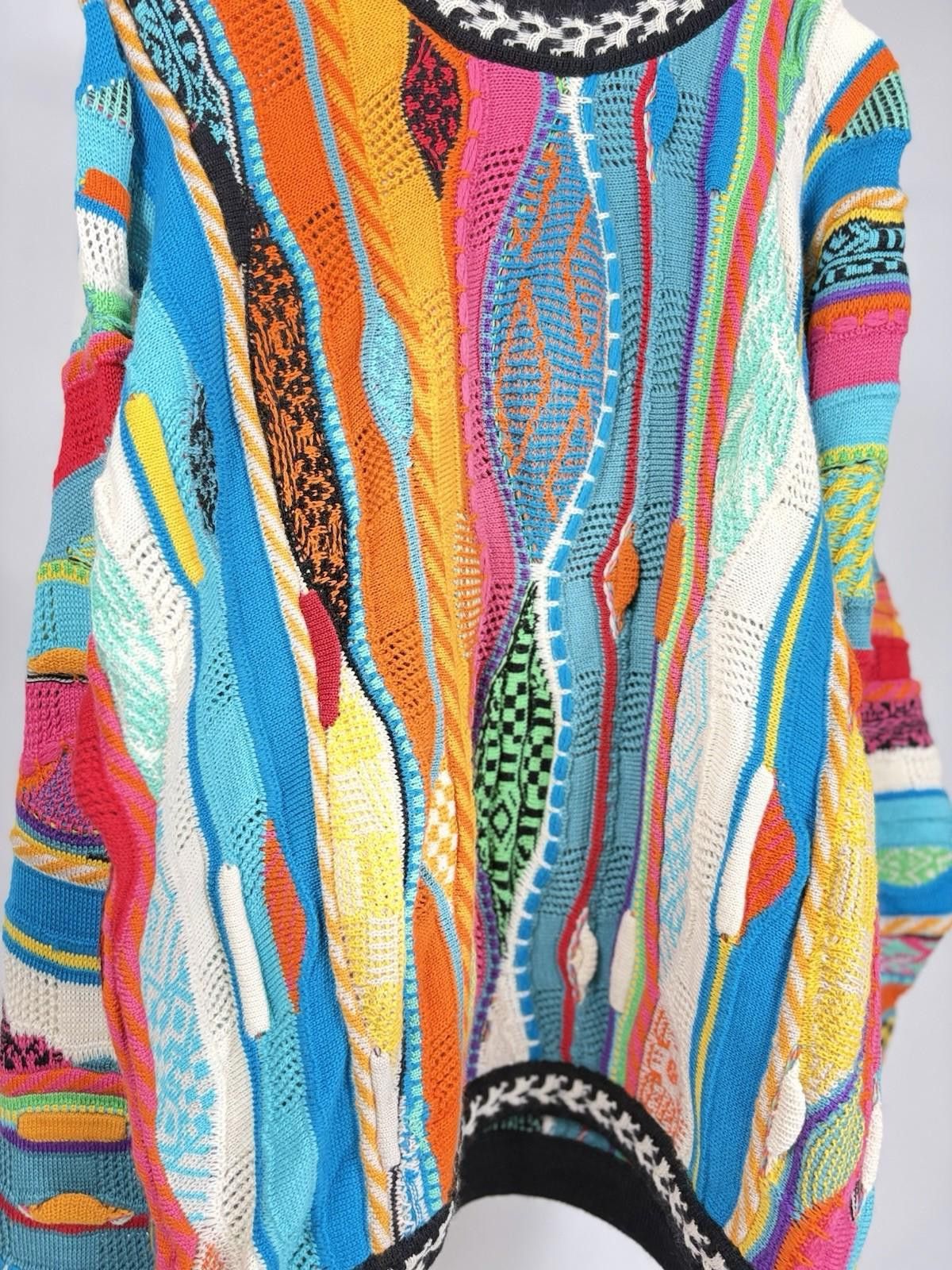 Coogi Vintage Coogi Australia 3D Multicolour 100% Wool Sweater Size US L / EU 52-54 / 3 - 2 Thumbnail