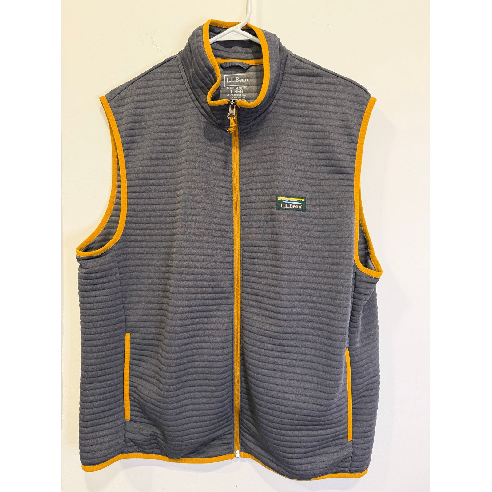 L.L. Bean NWOT L.L.Bean Men's Airlight Vest size large Size US L / EU 52-54 / 3 - 1 Thumbnail
