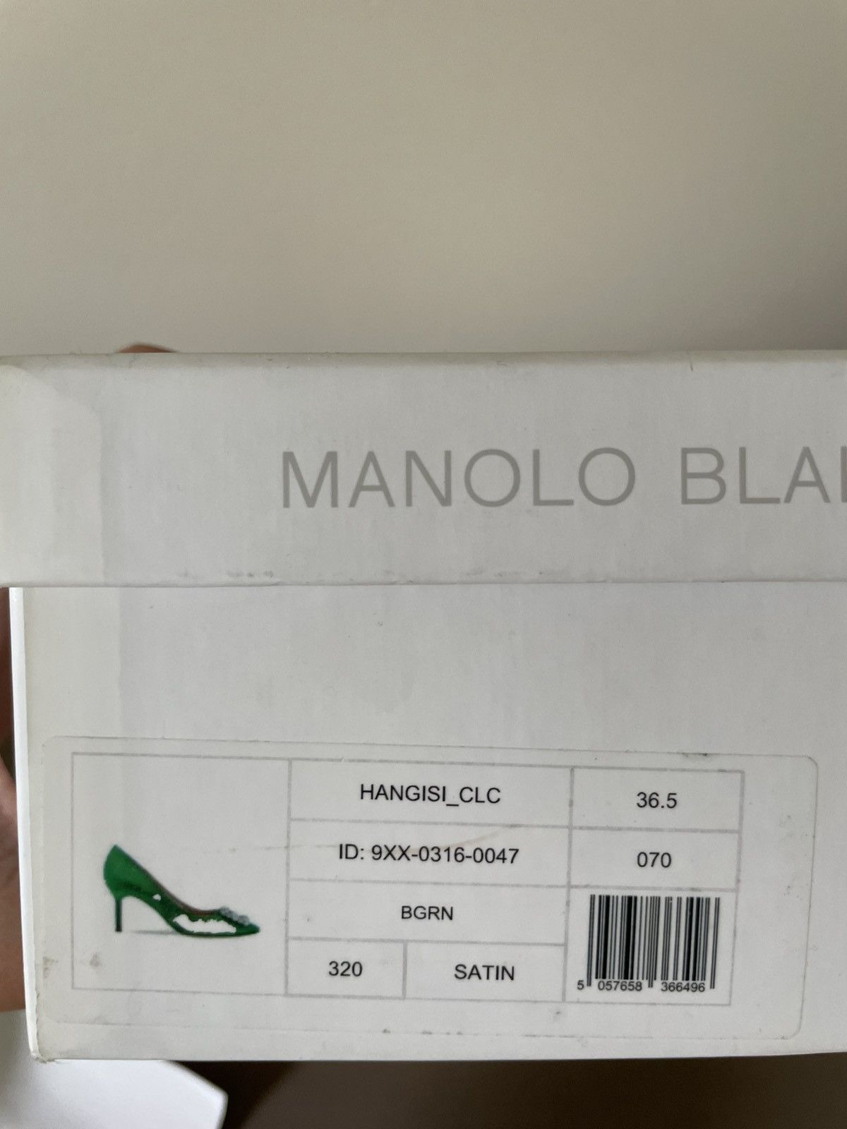 Manolo Blahnik Manolo Blahnik Hangisi Satin Pumps in Green Size US 6.5 / IT 36.5 - 14 Thumbnail