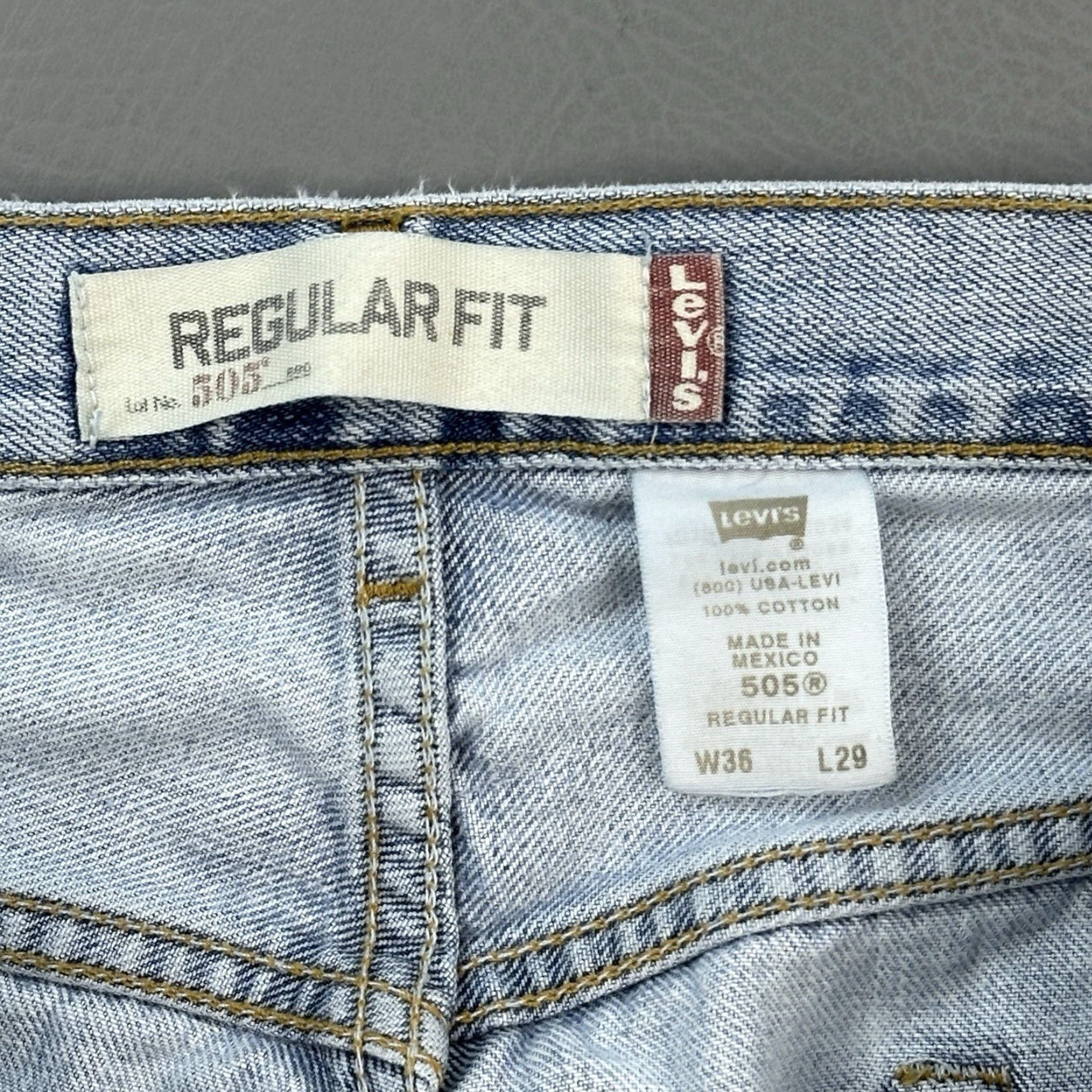 Levi's VINTAGE Levi's 505 Jeans Mens 36x29 Blue Light Wash Denim Regular Fit Skate 90s USA Jeans Mens Size US 36 / EU 52 - 6 Thumbnail