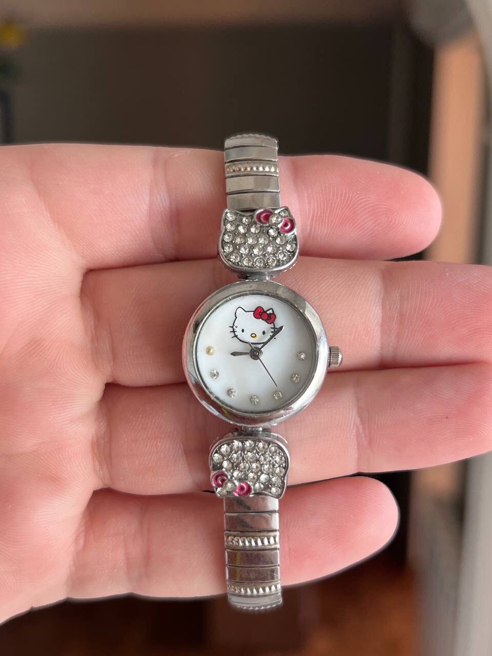 Japanese Brand × Vintage Vintage Japanese style Hello Kitty Watch Futuristic Steel Size ONE SIZE - 1 Thumbnail