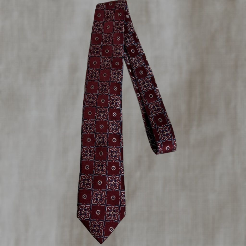 Robert Talbott VINTAGE Robert Talbott Tie Geometric Red Blue Hand Sewn Mens Size ONE SIZE - 1 Thumbnail