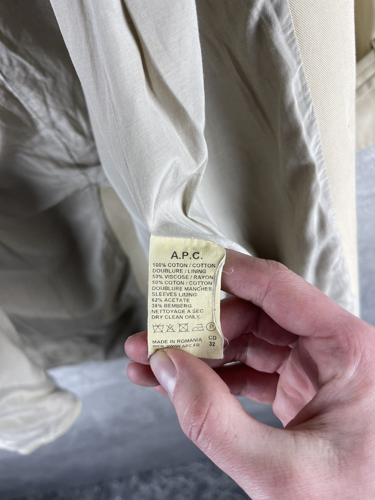 A.P.C. A.P.C. Classic Cotton Trench Coat Beige Double Breasted Size S / US 4 / IT 40 - 15 Thumbnail