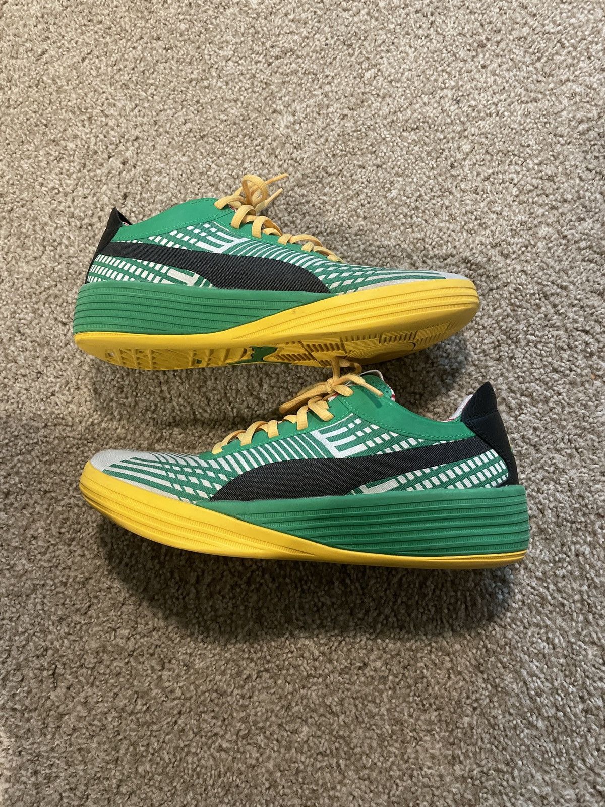Puma PUMA BASKETBALL SHOES Size US 8.5 / EU 41-42 - 4 Thumbnail
