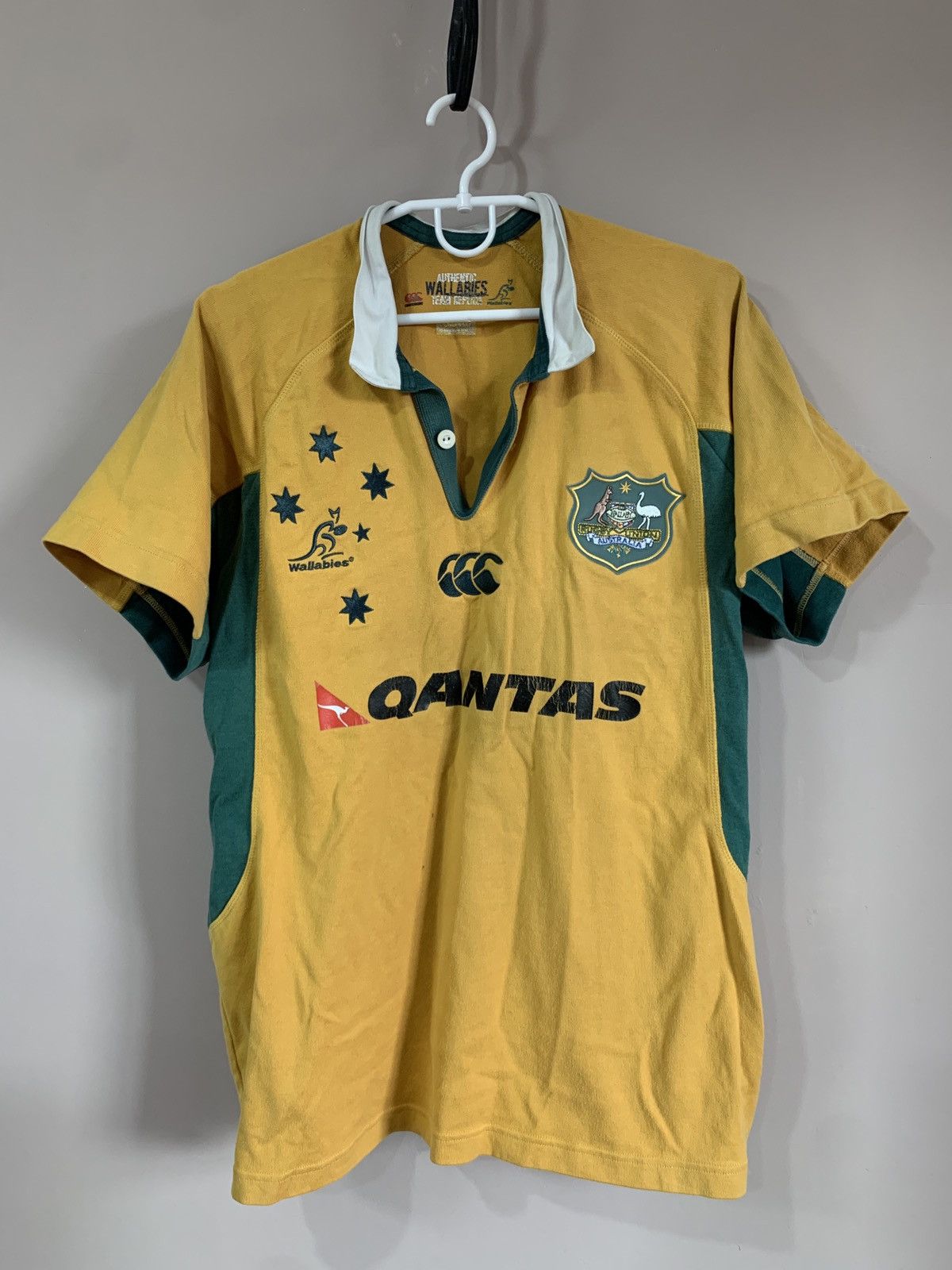 Canterbury of New Zealand × Vintage Australia Home Rugby Union Shirt Canterbury Jersey Size M Size US M / EU 48-50 / 2 - 1 Thumbnail