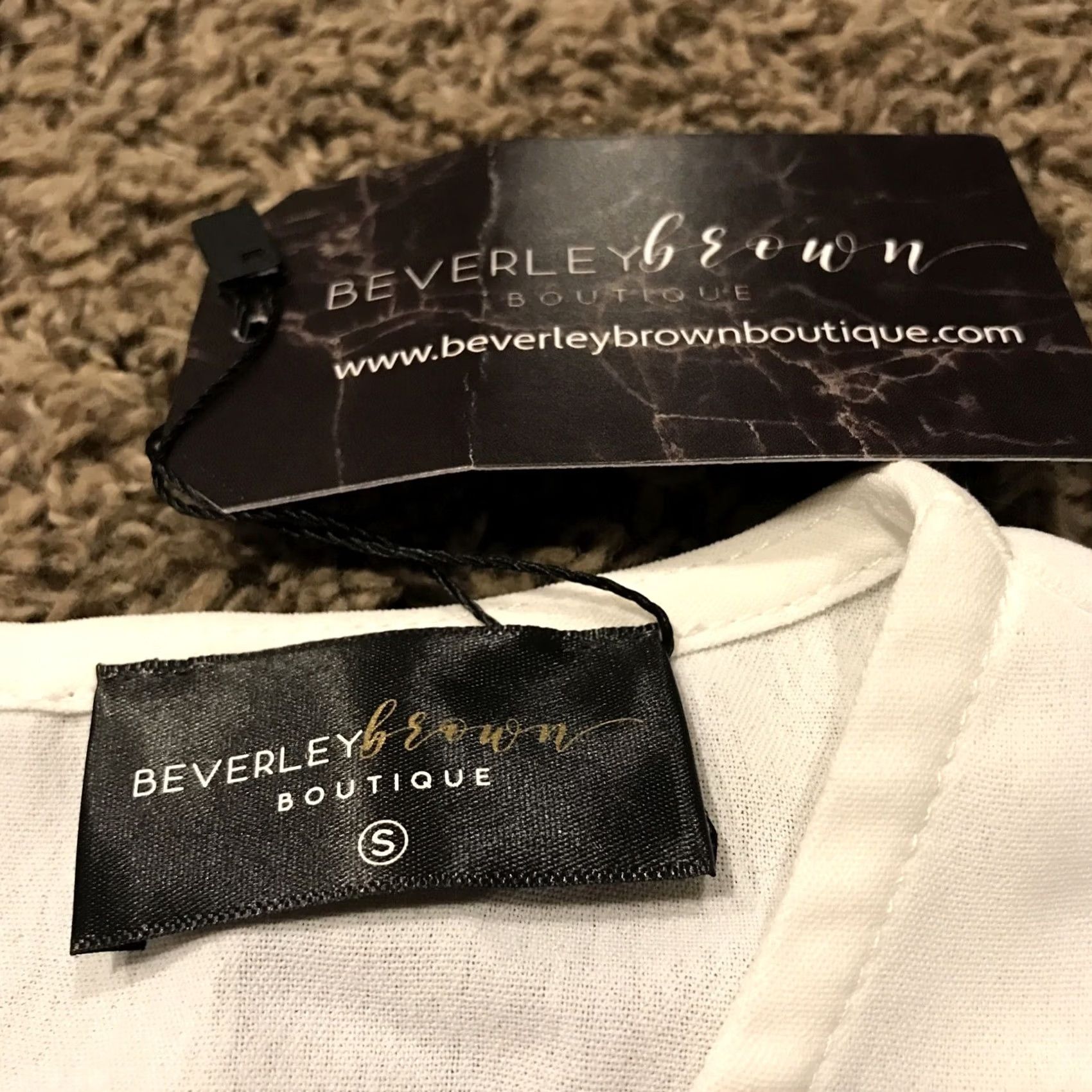 Vintage VINTAGE Beverley Brown Women's Blouse Shirt Striped White S NWT Short Sleeve Round Neck 19” 26” Size S / US 4 / IT 40 - 2 Thumbnail