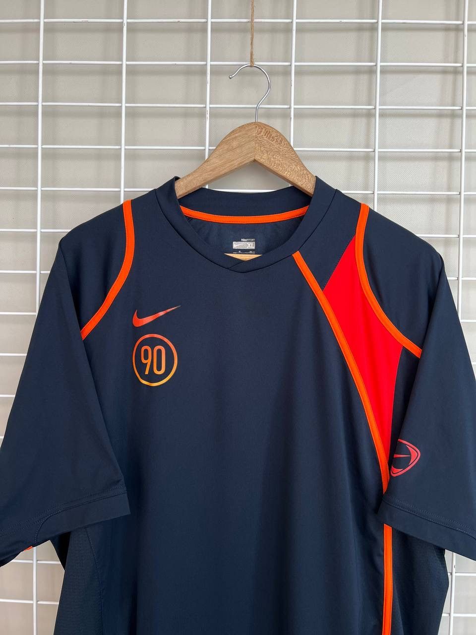 Nike Nike Total 90 Vintage T-Shirt Mens Size XL Football Jersey Size US XL / EU 56 / 4 - 2 Thumbnail