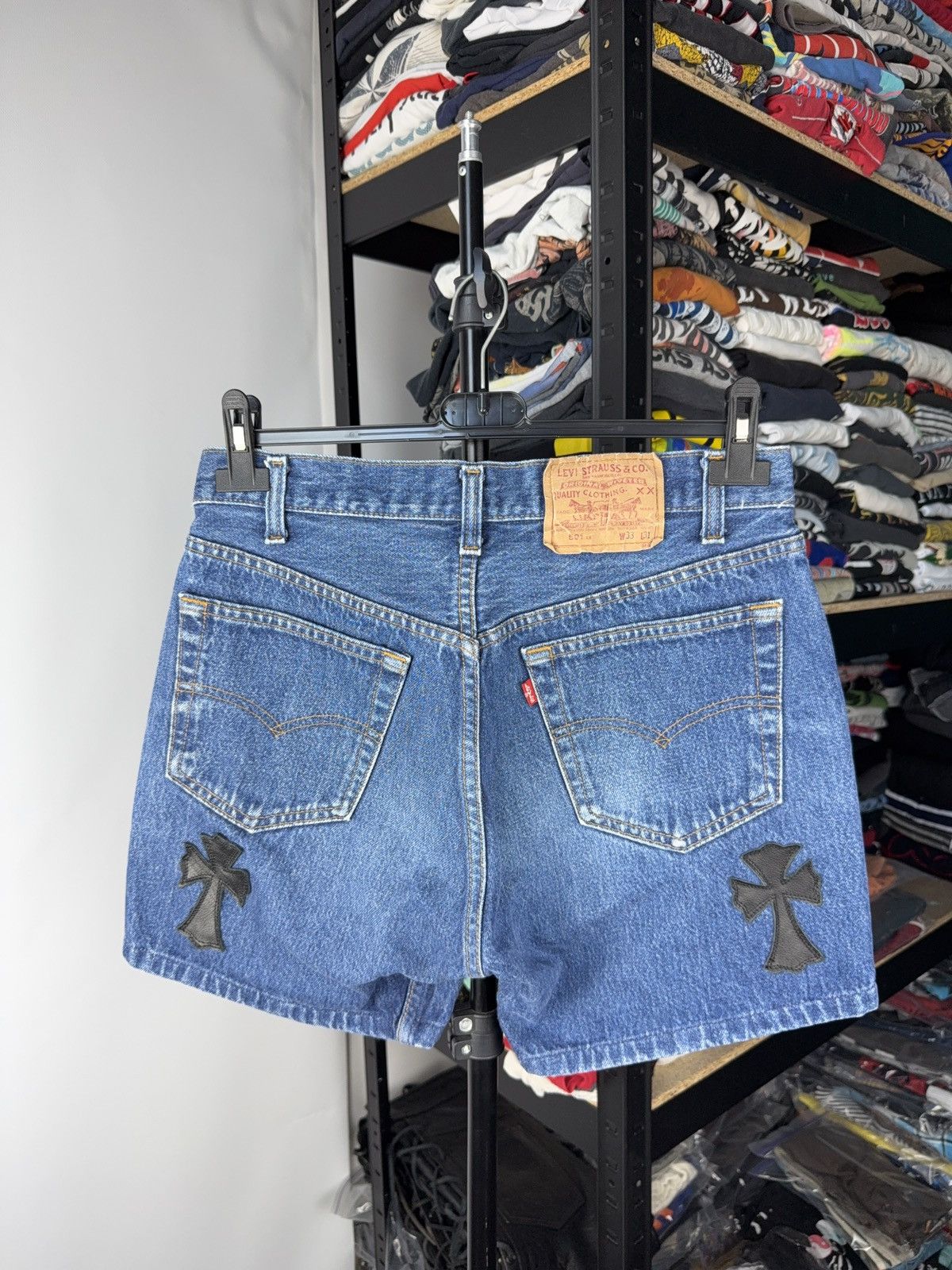 Levi's Vintage 90s Archival Chrome Hearts Style Cross Denim shorts Size 30" / US 8 / IT 44 - 4 Thumbnail