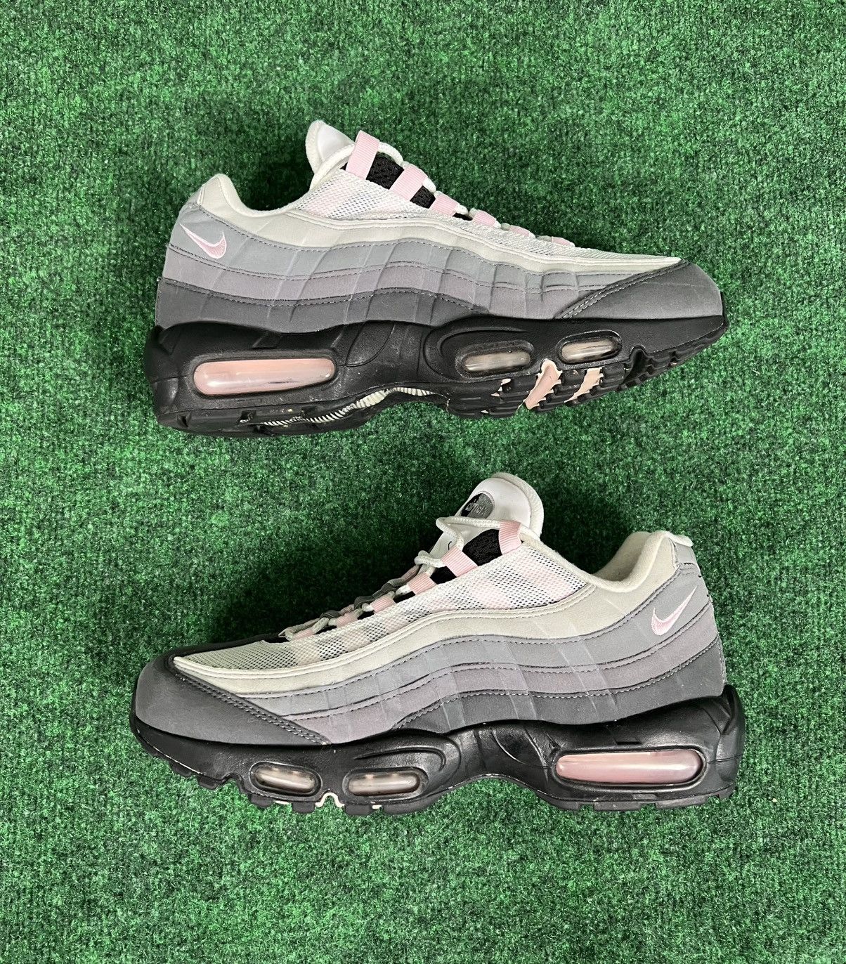 Nike Nike Air Max 95 Gunsmoke Pink Foam Grey White Black Mens 10 Size US 10 / EU 43 - 2 Thumbnail