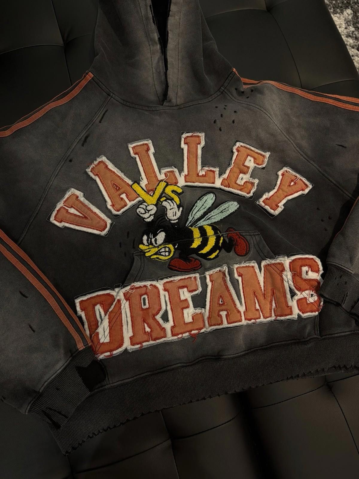 Vale Size L - Vale Pullover Hoodie Valley Black/Red Bumble Bee Size US L / EU 52-54 / 3 - 4 Thumbnail