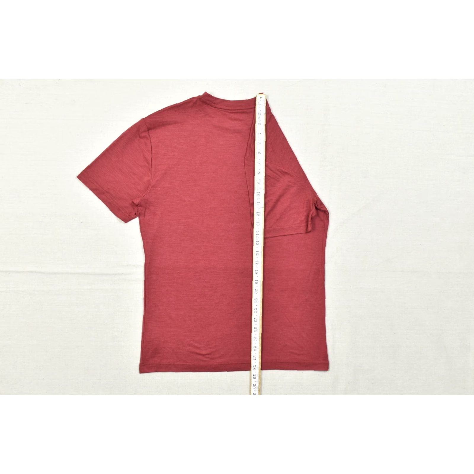 Reebok Reebok Men Delta Core SS Tee Shirt Rhubarb Heather Small Regular Crew Neck Performance Shirt Size S Men’s Shirts Size US S / EU 44-46 / 1 - 6 Thumbnail