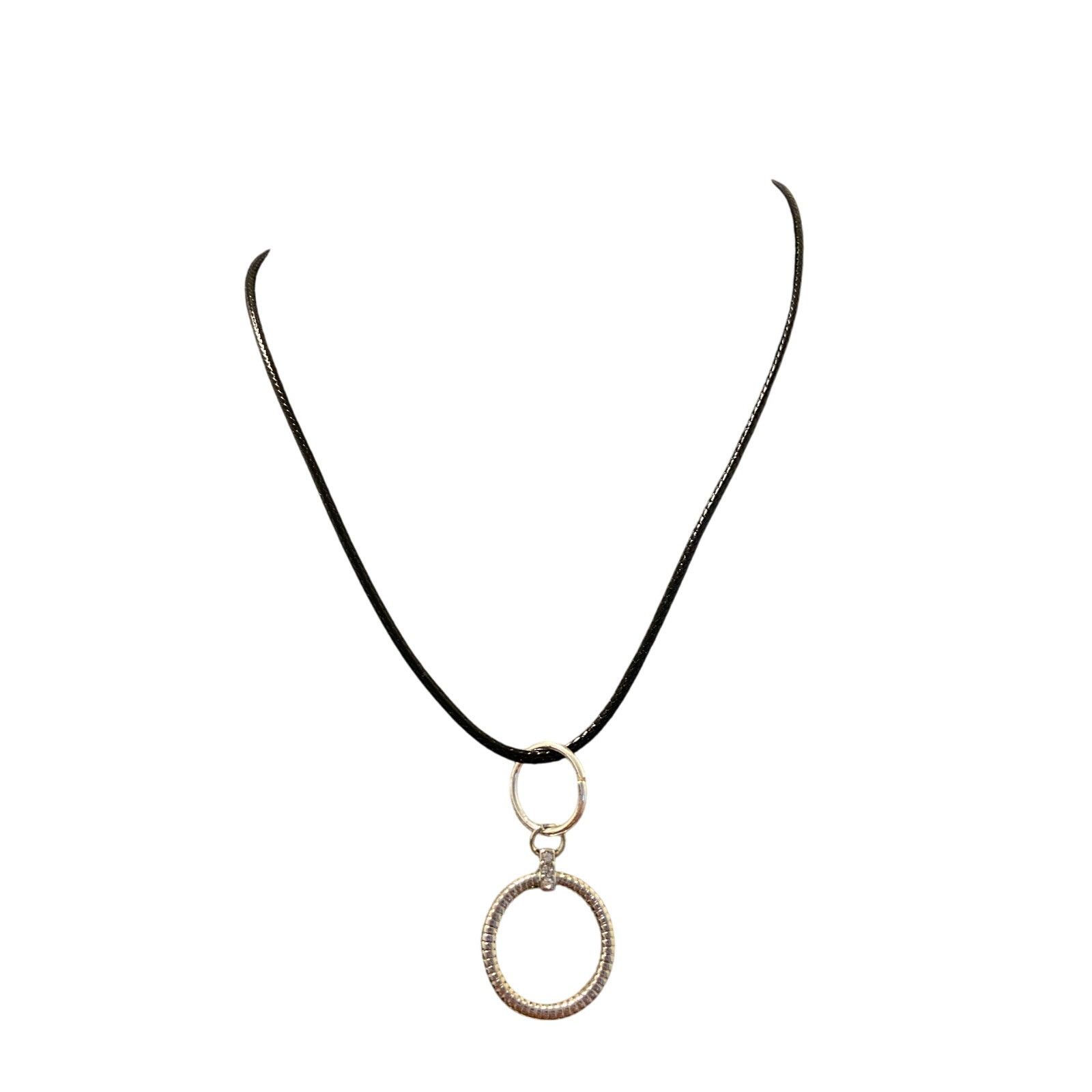 Handmade round pendant necklace silver tone Size ONE SIZE - 1 Thumbnail