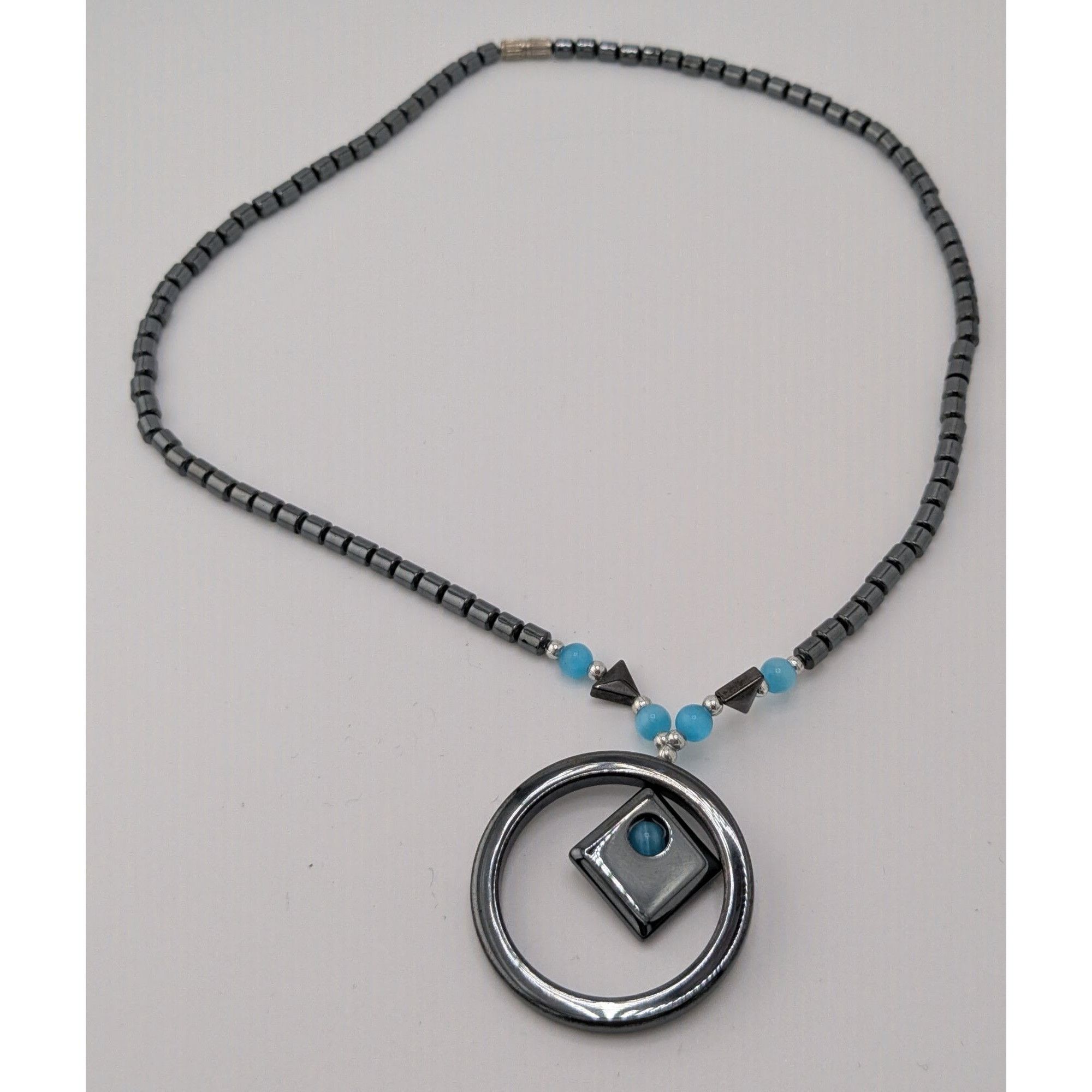 Other Hematite Geometric Beaded Pendant Necklace With Blue Cateye Size ONE SIZE - 6 Thumbnail