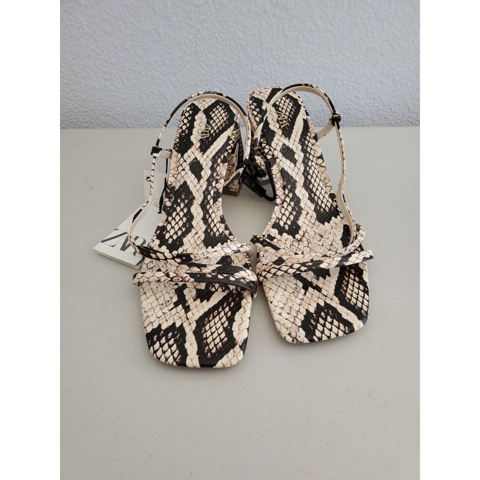 Zara Zara Sandals Women 8 EUR 39 Snake Print Square Toe Block Size US 8 / IT 38 - 2 Thumbnail