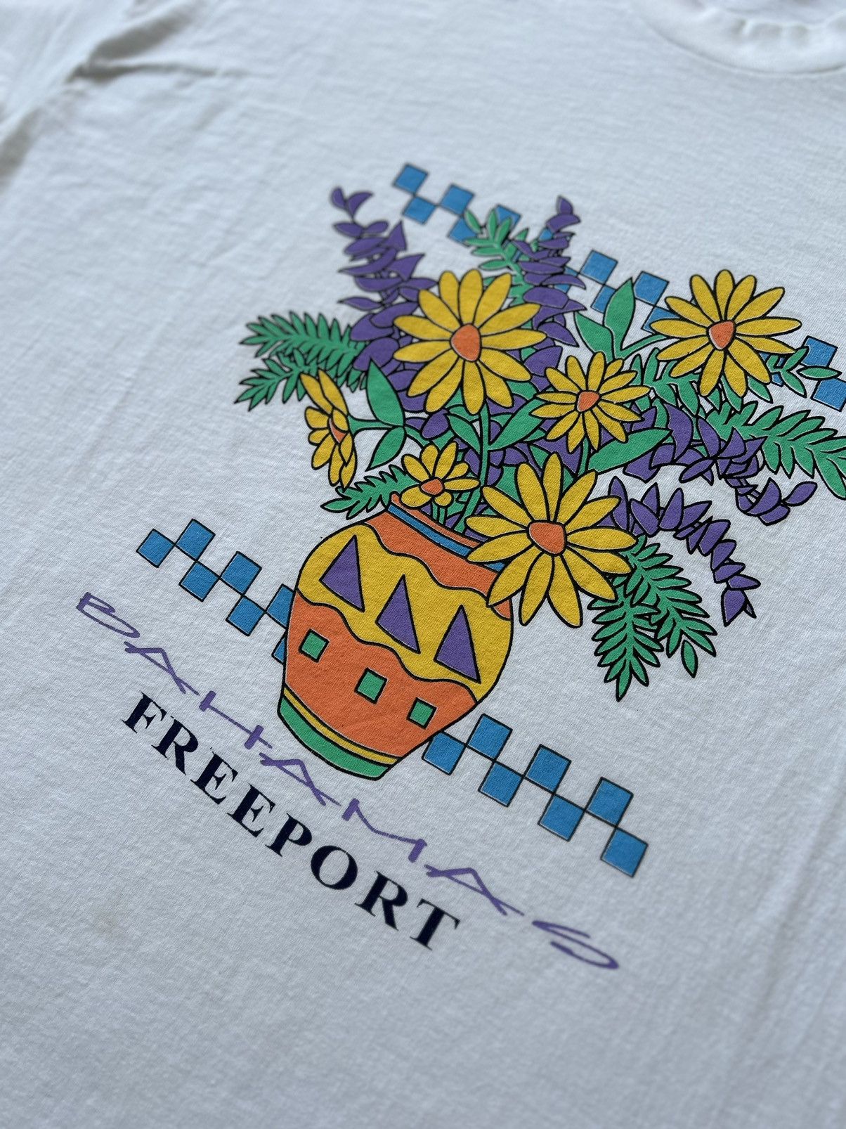 Vintage 1994 Single Stitch Bahamas Freeport Vacation Tee Size US XL / EU 56 / 4 - 3 Thumbnail
