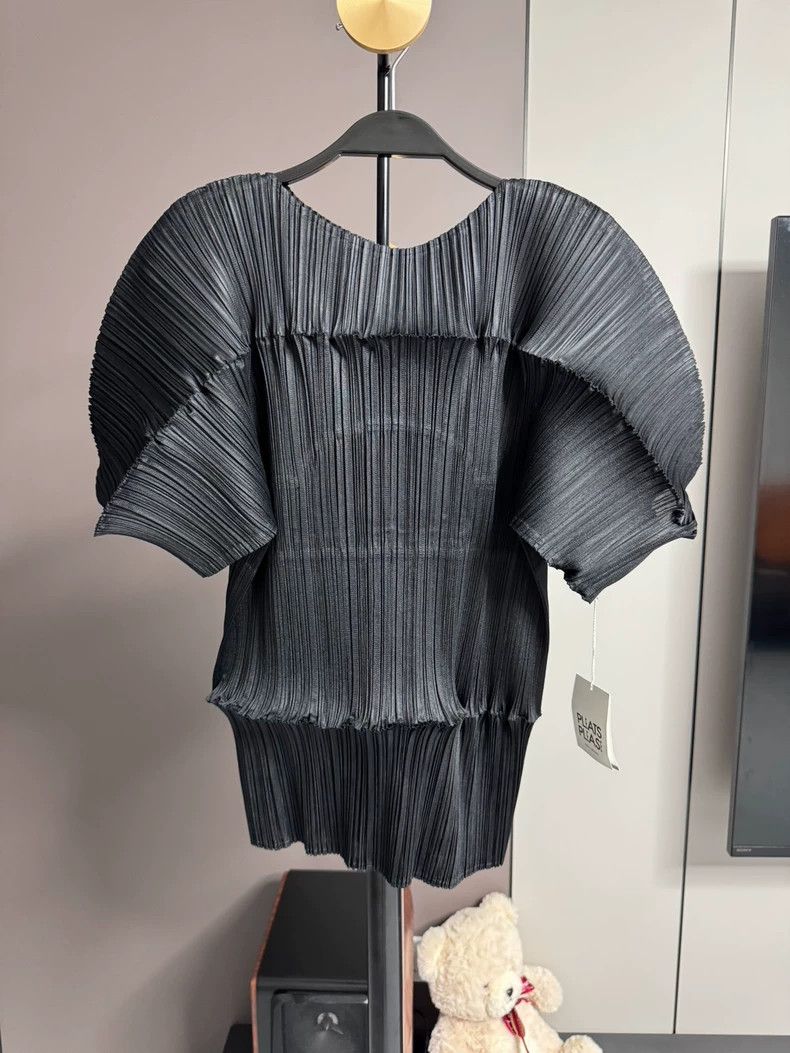 Issey Miyake Issey Miyake size:one size Black high-end and simple bambo Size XS / US 0-2 / IT 36-38 - 1 Thumbnail